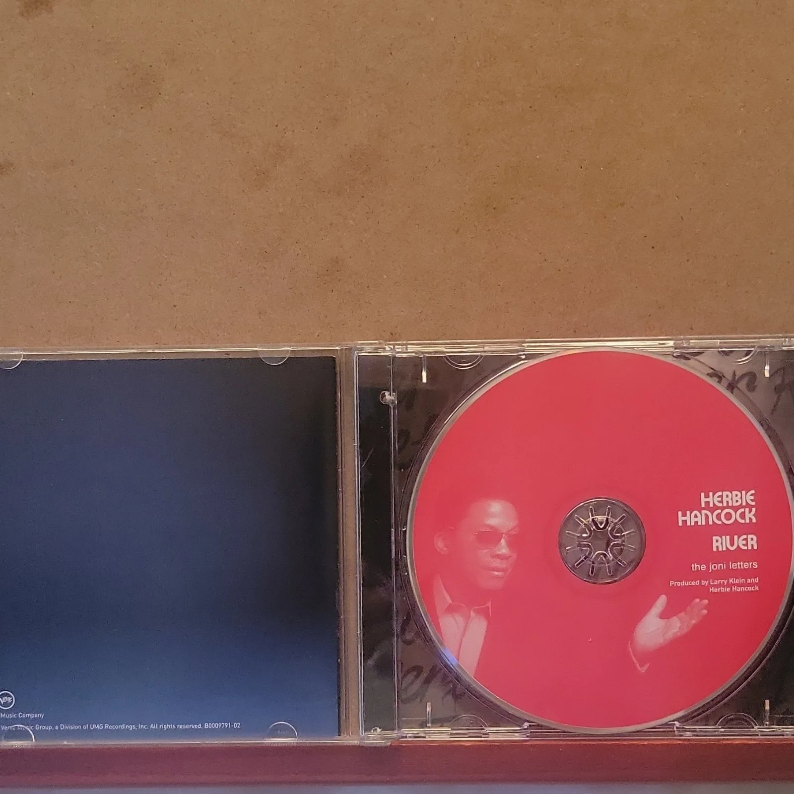 Herbie Hancock Signed CD River The Joni Letters with Booklet autographed, image 2