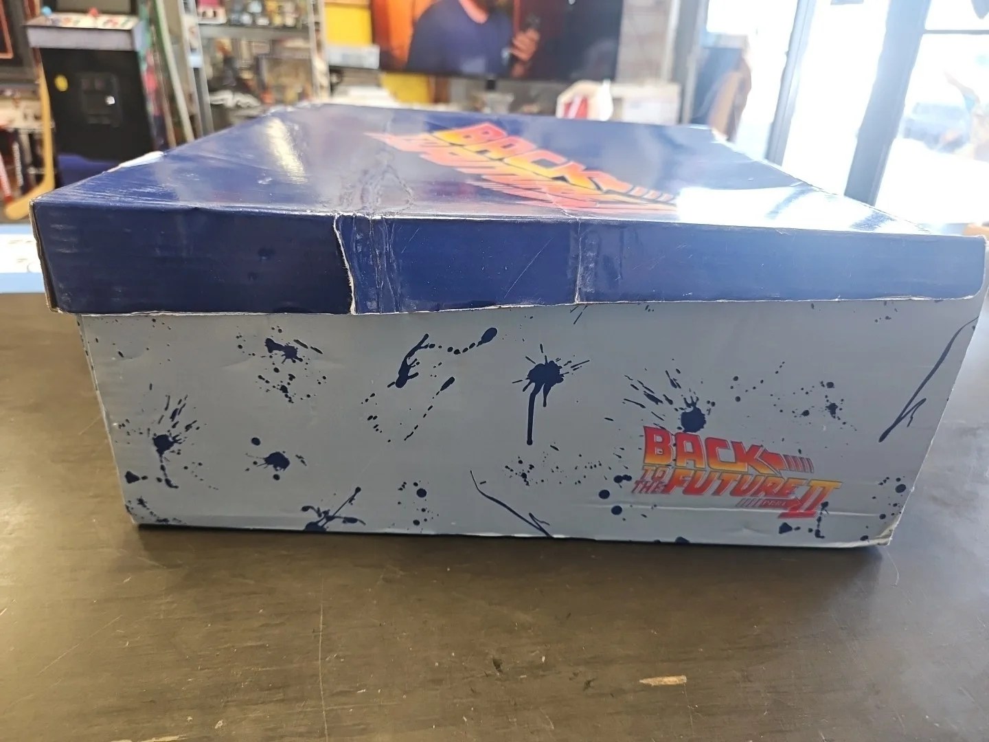 MICHAEL J. FOX SIGNED BACK TO THE FUTURE II SNEAKER SHOE w/ a Original Box PSA, image 4