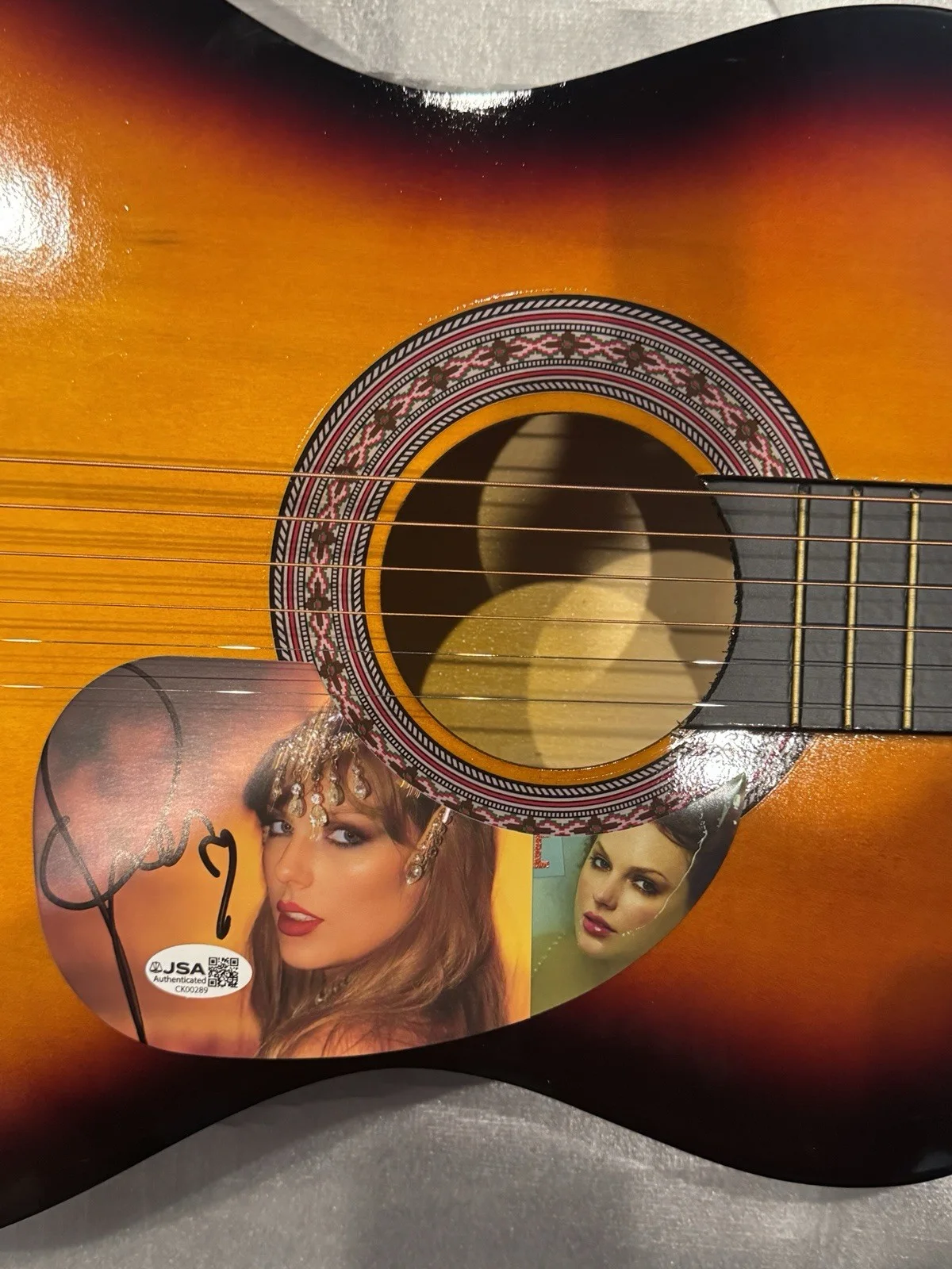 Taylor Swift Hand Signed Acoustic Guitar With JSA Authentication, image 2