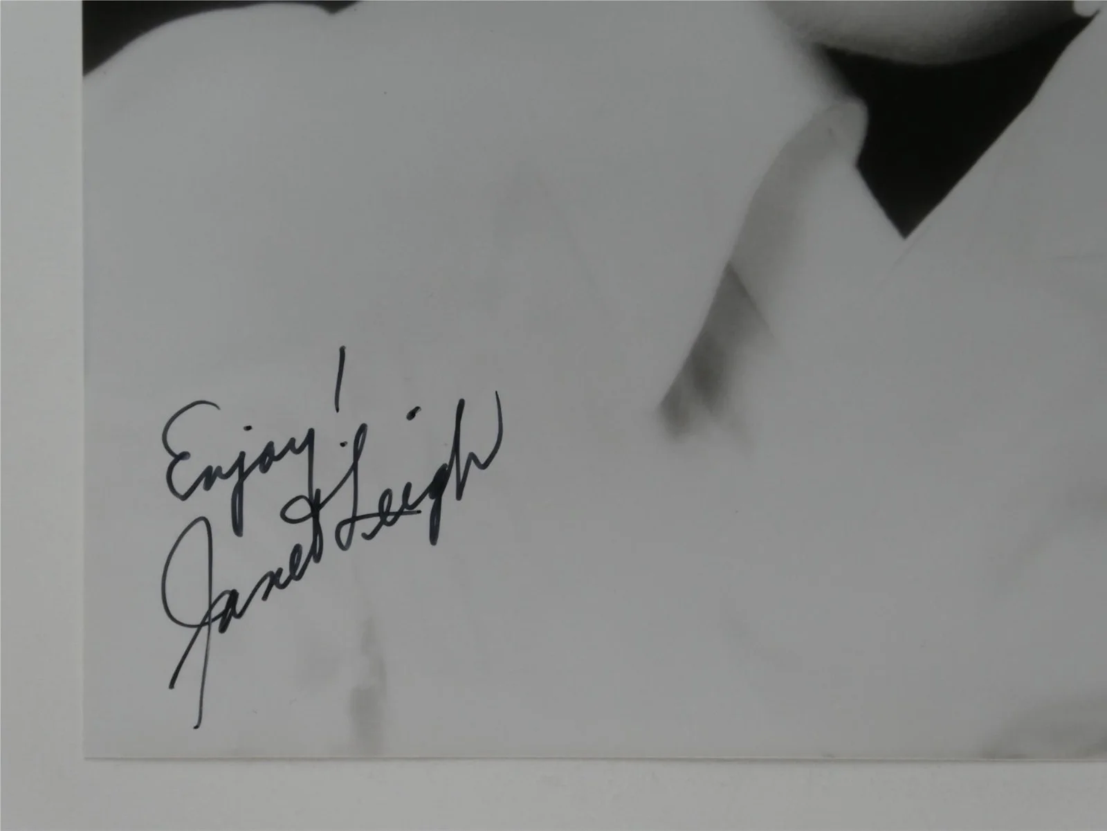 Janet Leigh — Janet Leigh Signed 8x10 B&W Photo Autographed Psycho, изображение 2