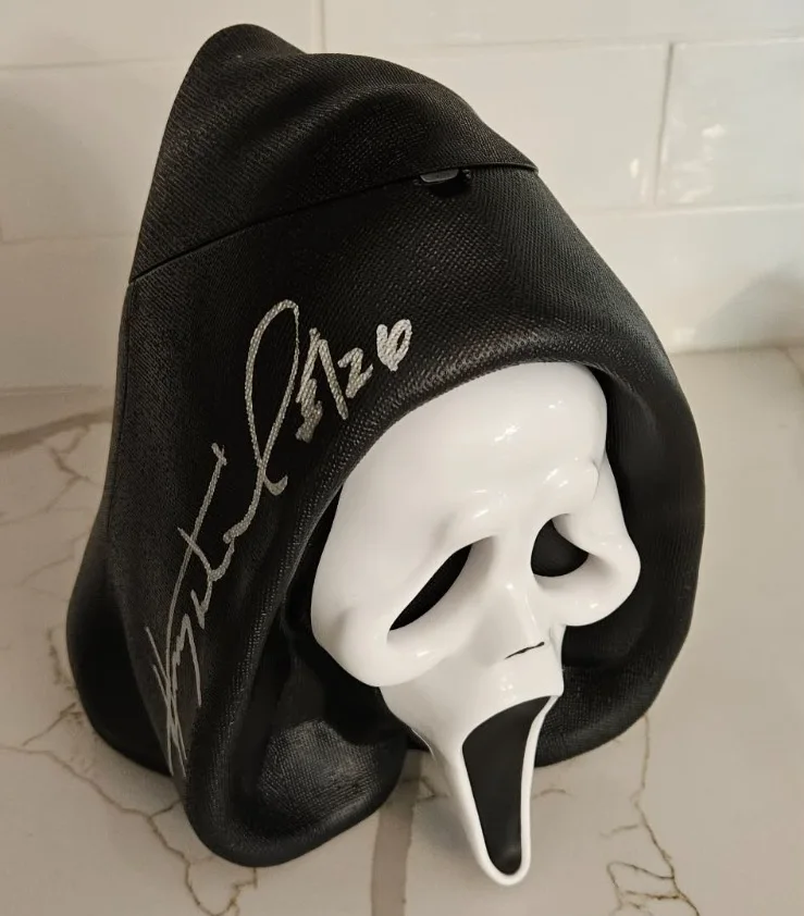 Henry Winkler — Henry Winkler autographed signed Ghostface Scream rare Popcorn bucket PSA/COA, image 2