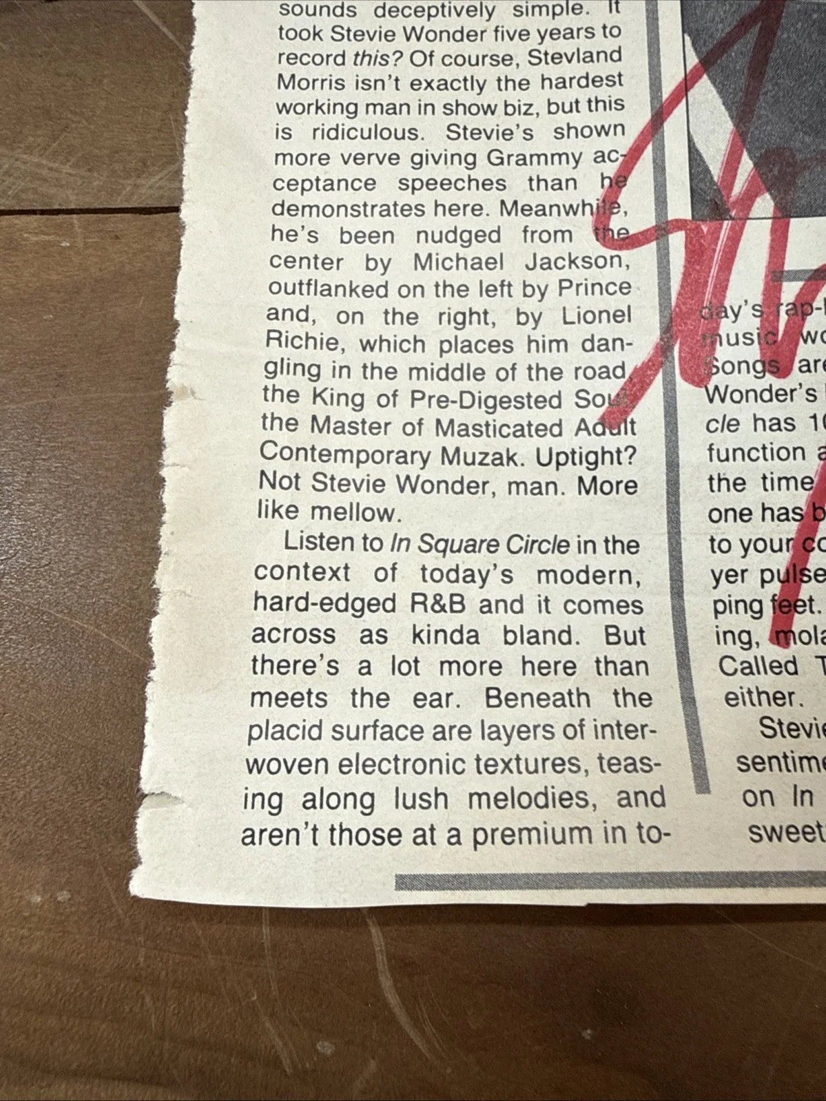 STEVIE WONDER Autographed News Paper Article Signed In Person Excellent, image 4