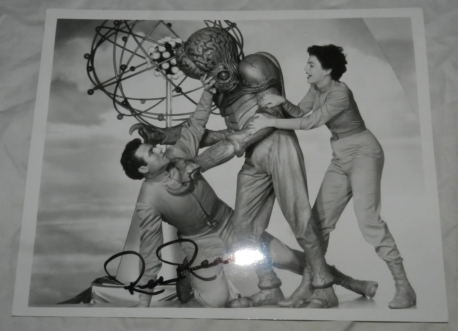 Rex Reason — Rex Reason Autographed photo from This Island Earth - Sci-Fi Classic, image 2