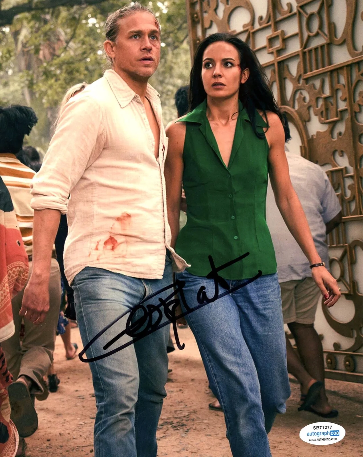 ANTONIA DESPLAT — Antonia Desplat signed "SHANTARAM" 8x10 Photo EXACT PROOF e Charlie Hunnam ACOA, изображение 4