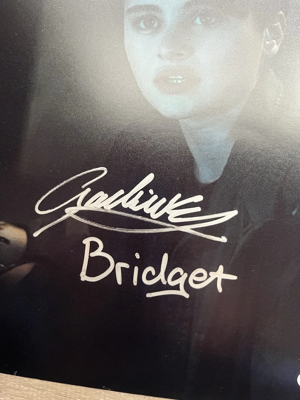 Gabrielle Echols — Gabrielle Echols Signed Evil Dead Rise 11x14 Photo JSA COA Horror Autograph, image 4