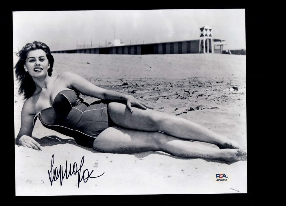Sophia Loren — Sophia Loren PSA DNA Coa Signed 8x10 Photo Autograph