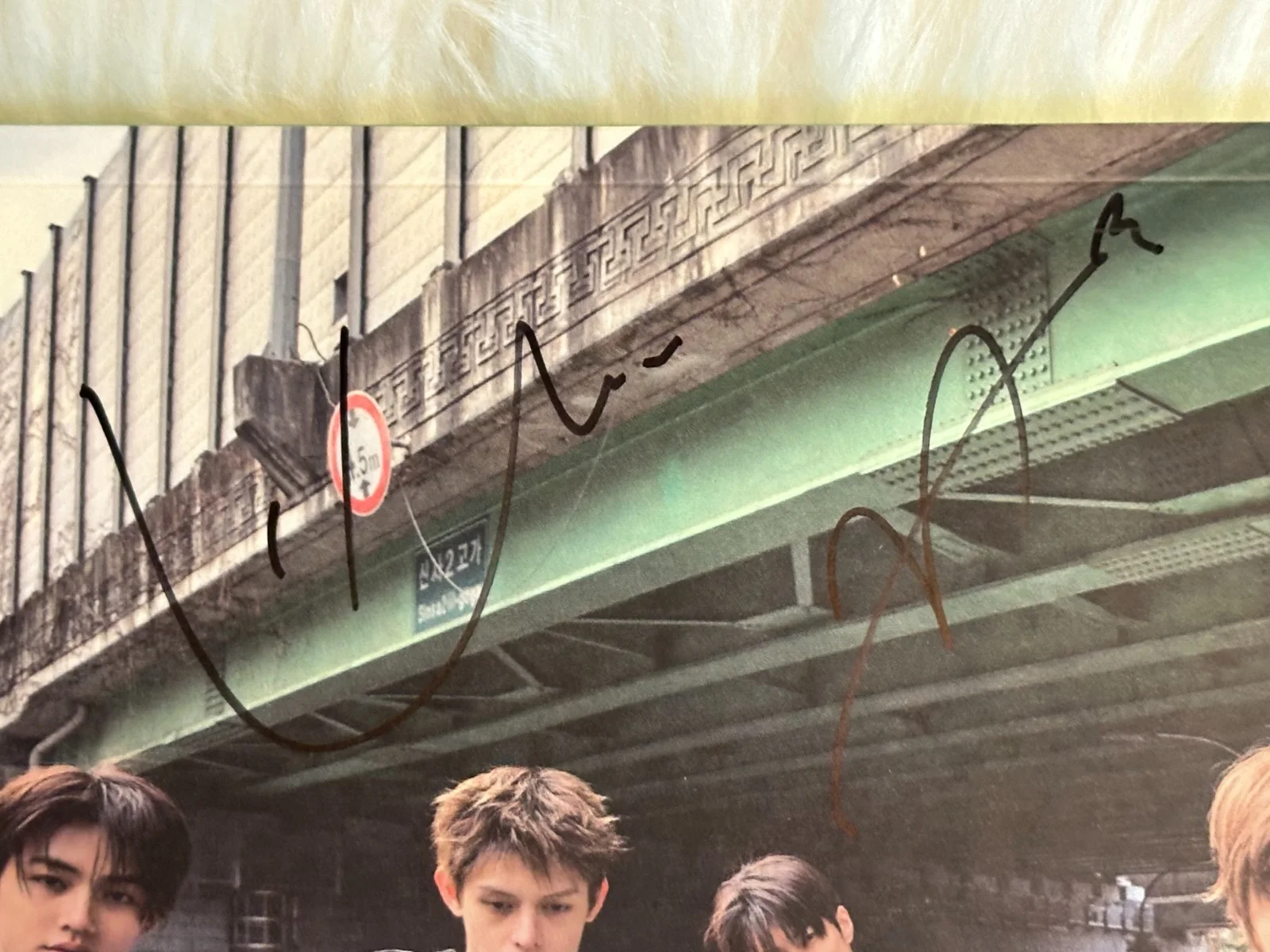 CORTIS [GREEN GREEN] - ALL MEMBER Autograph(Signed) PROMO ALBUM KPOP, изображение 3