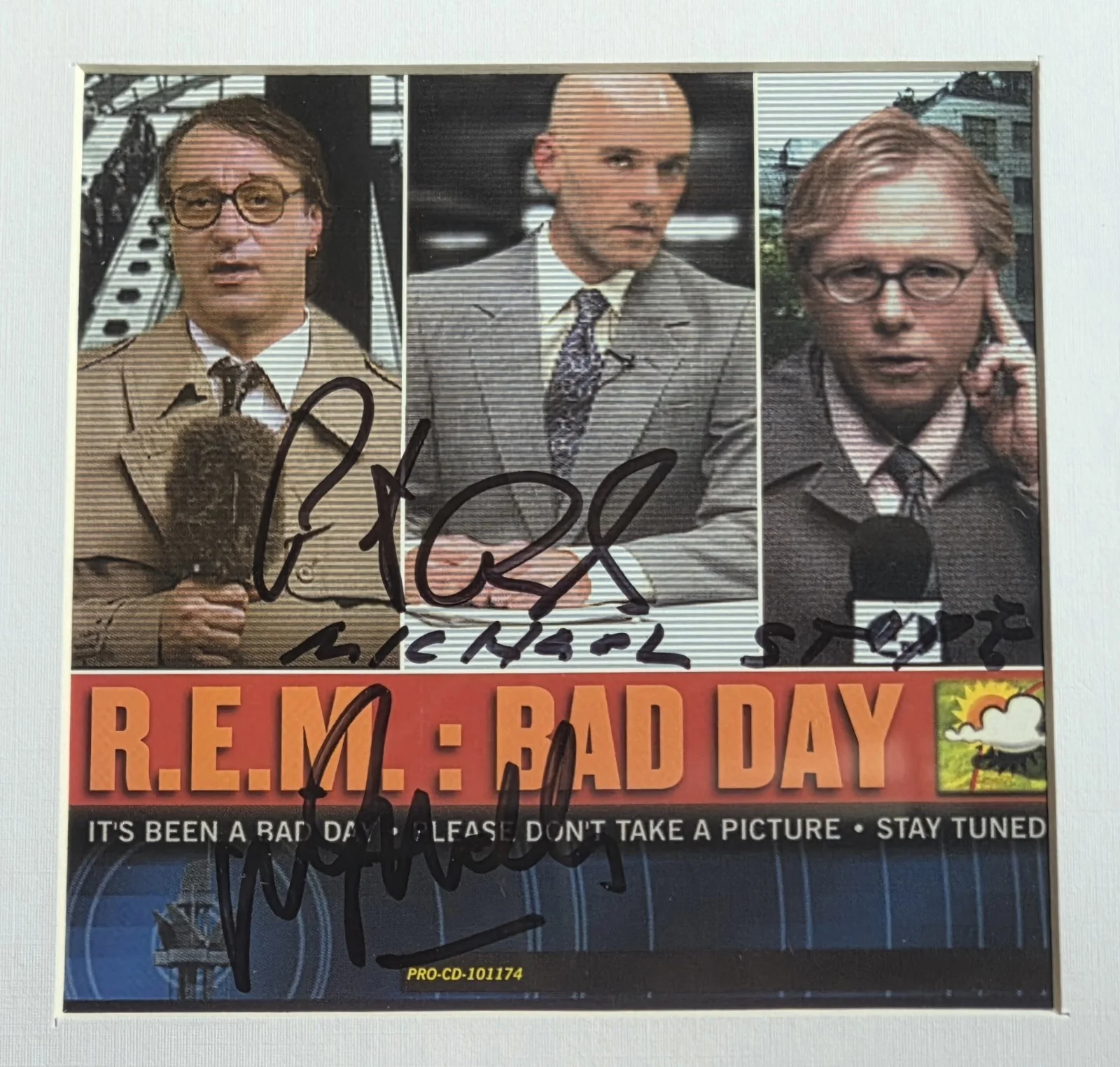 R.E.M. AUTOGRAPHED BECKETT LOA BAS CD MUSIC DISPLAY SIGNED BAND MICHAEL STIPE, image 3