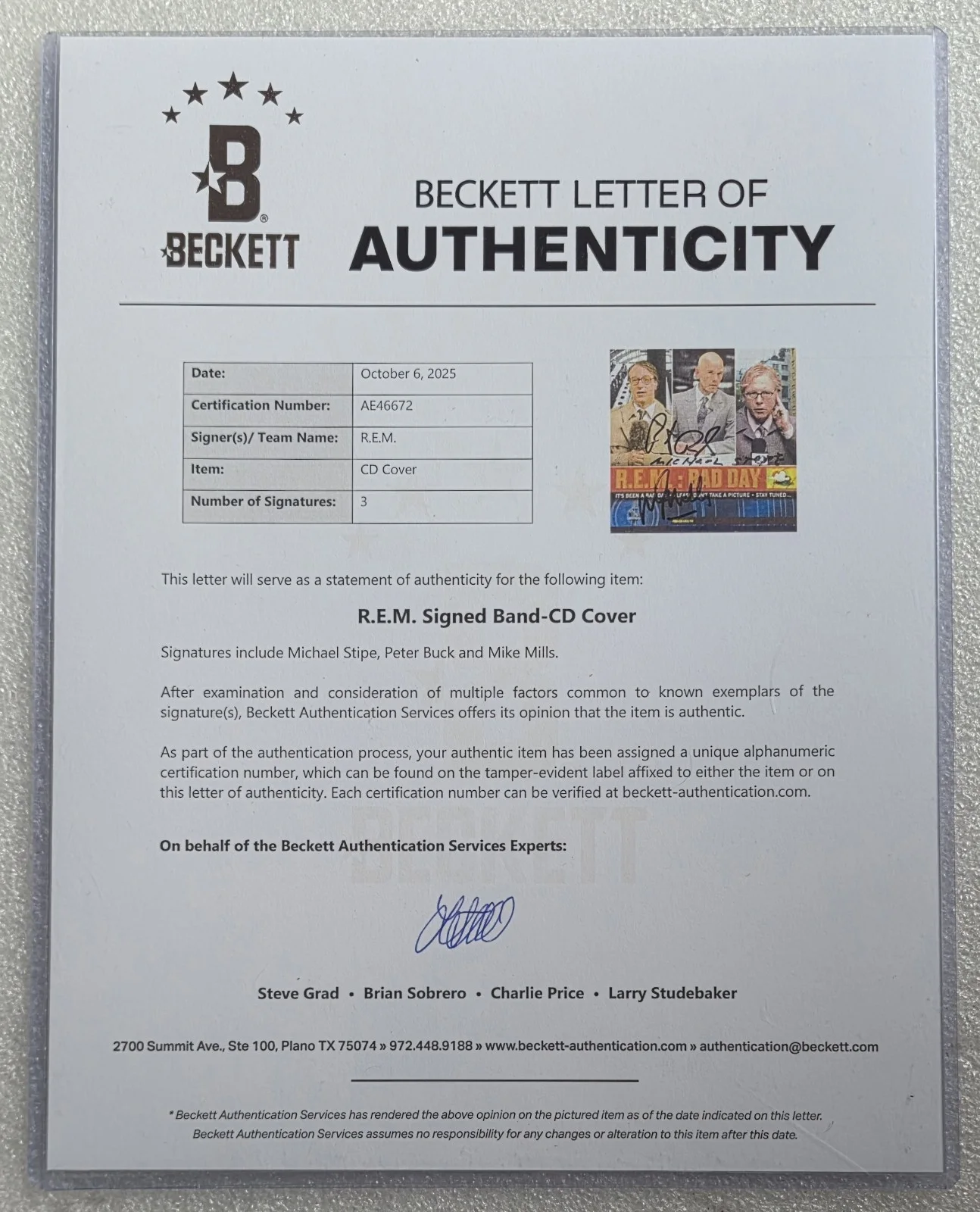 R.E.M. AUTOGRAPHED BECKETT LOA BAS CD MUSIC DISPLAY SIGNED BAND MICHAEL STIPE, image 4
