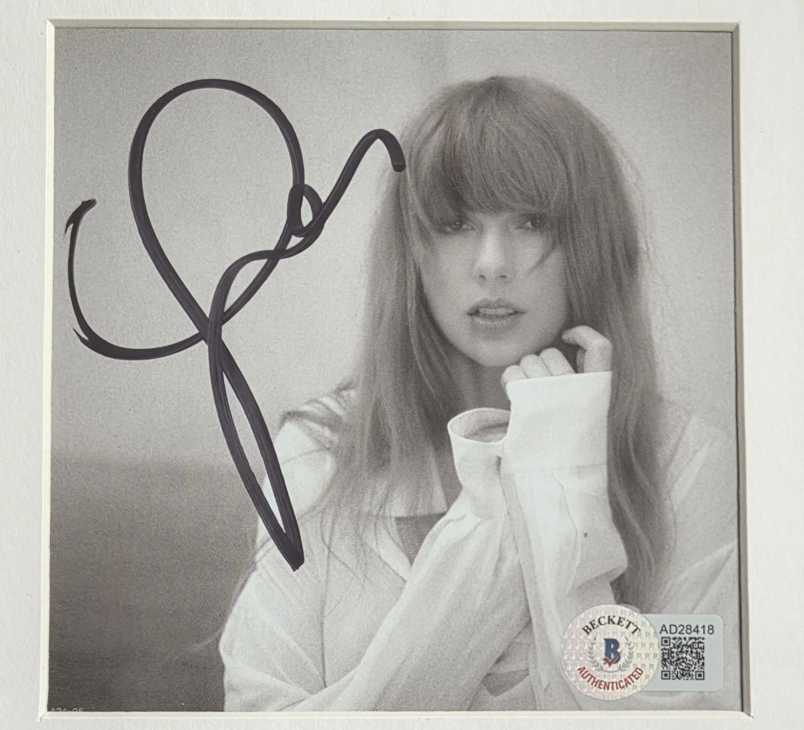 TAYLOR SWIFT SIGNED CD DISPLAY BECKETT LOA BAS COA AUTOGRAPHED PRESENT GIFT, image 3