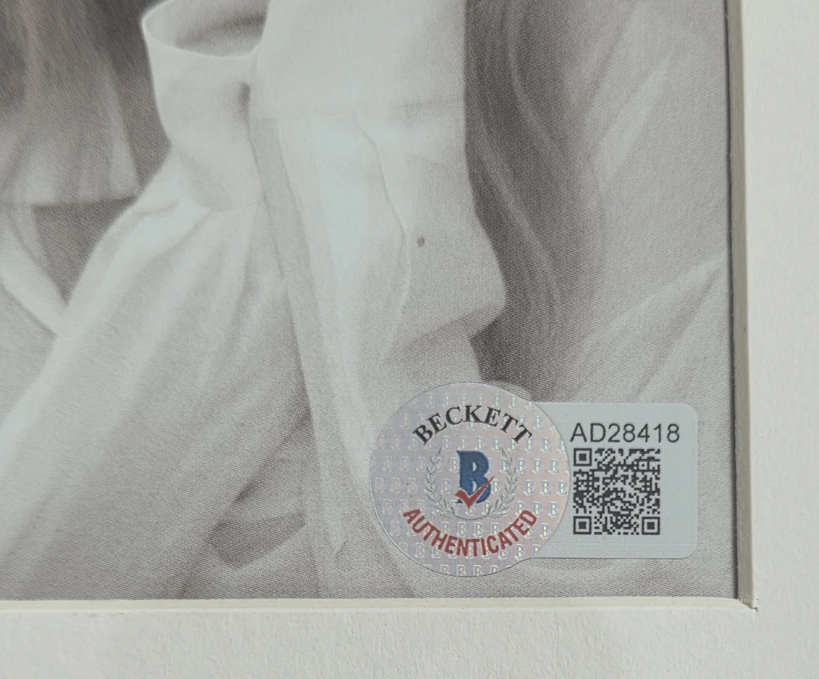 TAYLOR SWIFT SIGNED CD DISPLAY BECKETT LOA BAS COA AUTOGRAPHED PRESENT GIFT, image 4