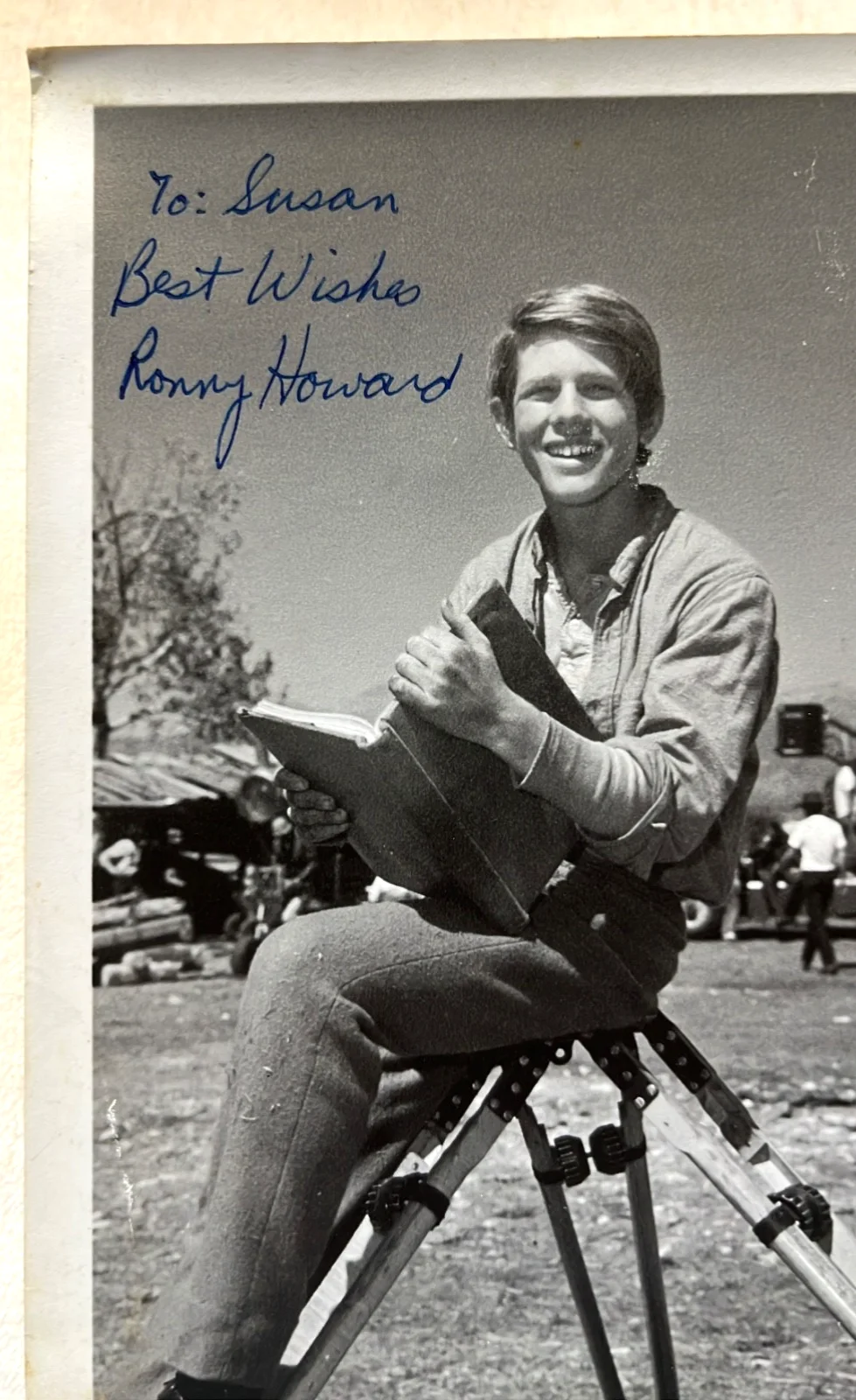 Ronny Howard — OPIE! VINTAGE ORIGINAL 4-1/2" x 6-1/2" SIGNED PHOTO OF RONNY HOWARD! (TO SUSAN), изображение 2
