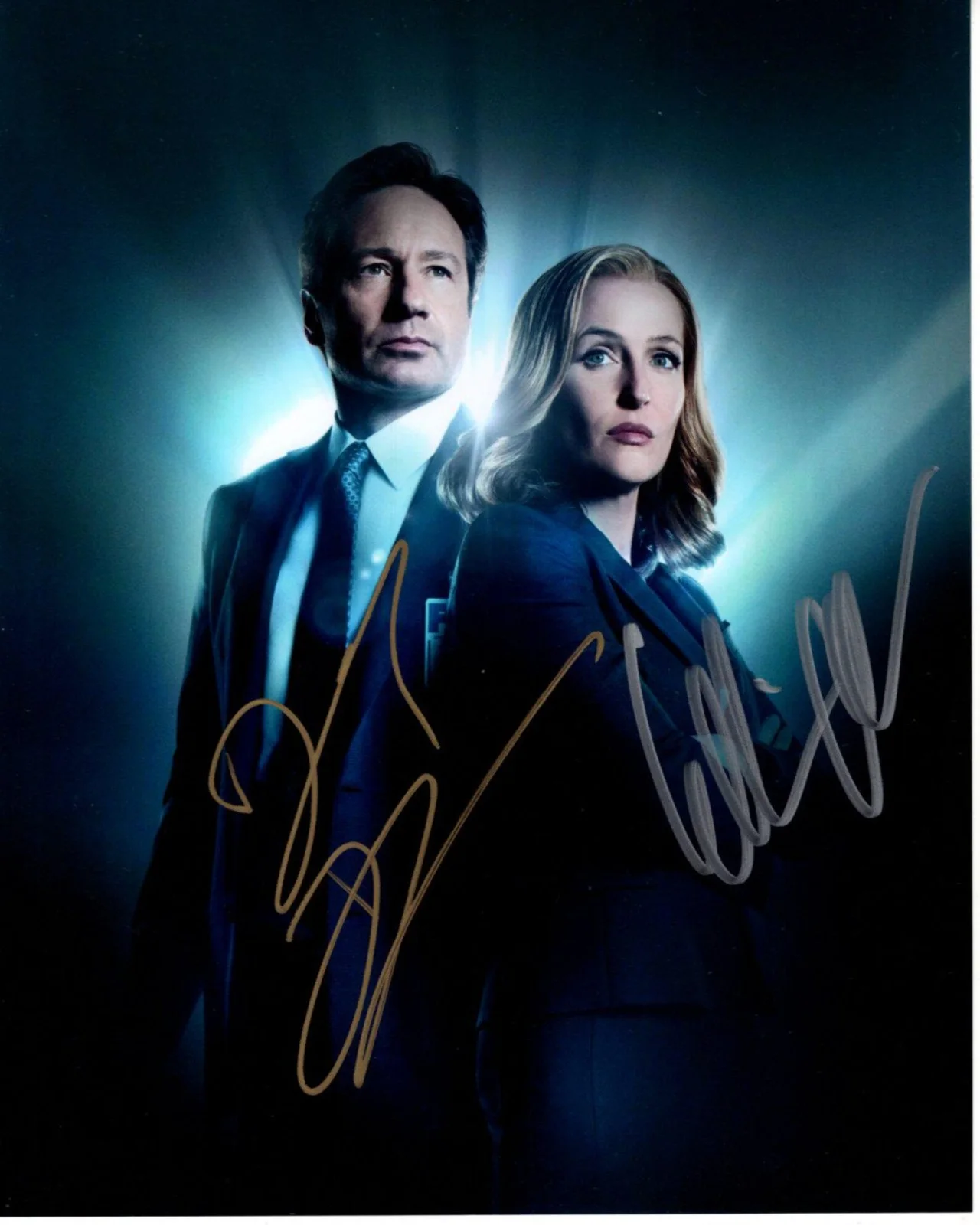 X FILES CAST — X FILES TV SHOW DAVID DUCHOVNY GILLIAN ANDERSON 8.5X11 SIGNED PHOTO AUTOGRAPH