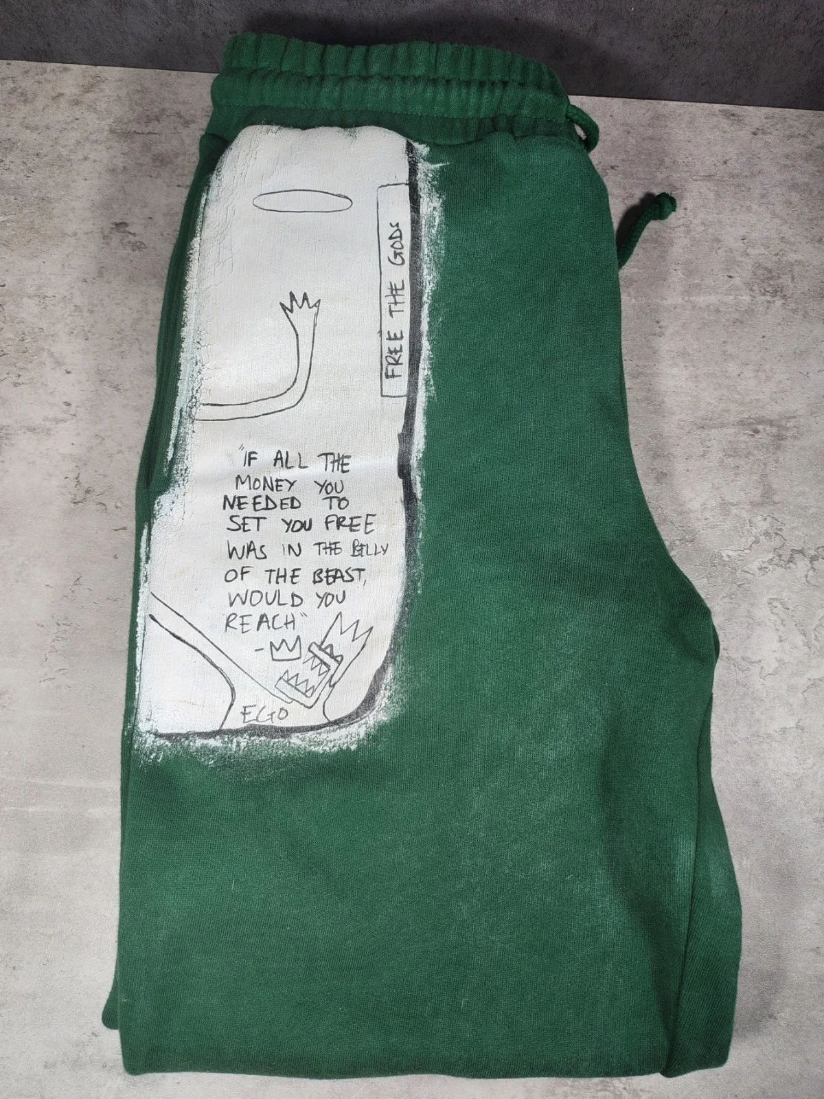 Screen Used Netflix The Kitchen 2023 Wardrobe Prop Handpainted Hoodie & Pants, изображение 3