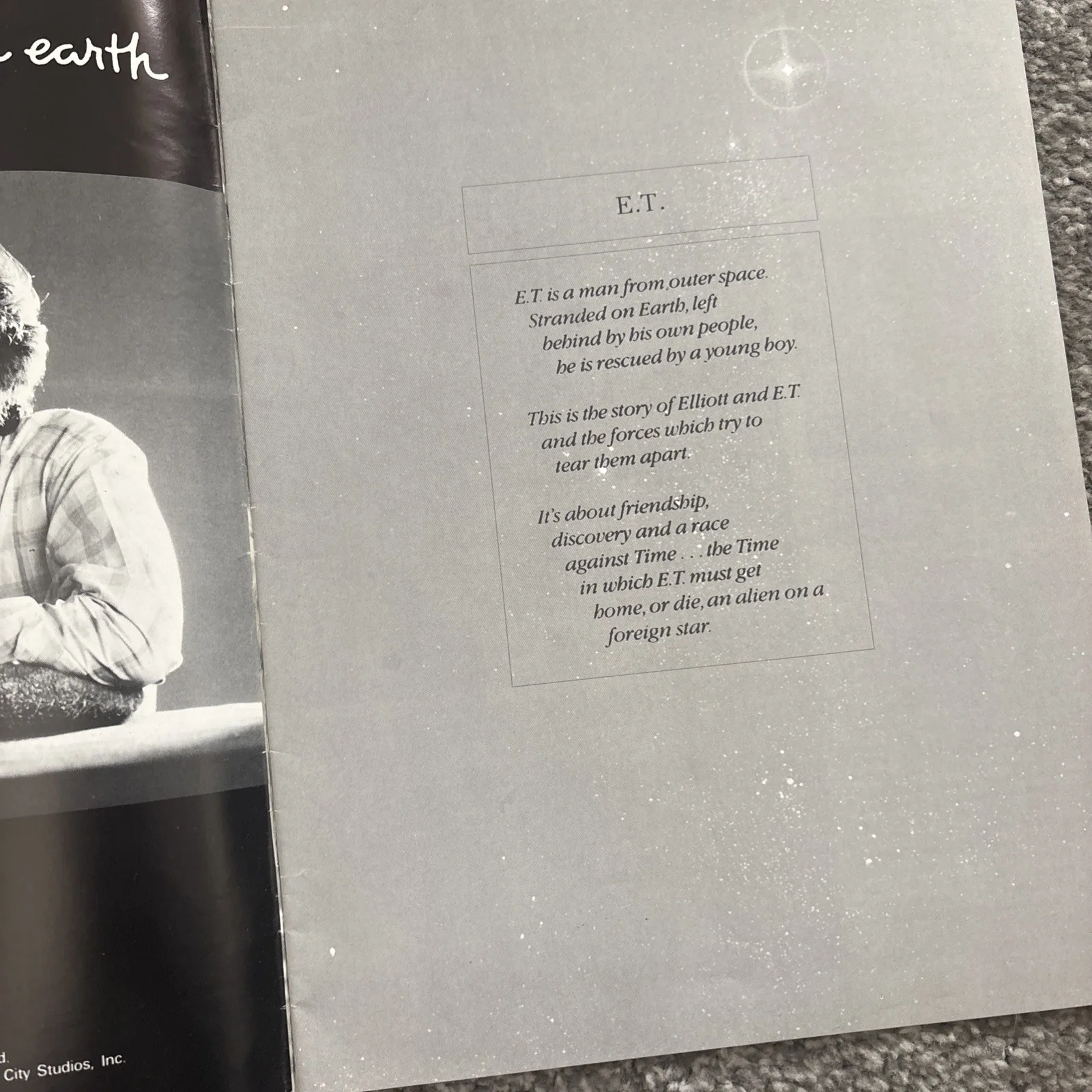 E.T. The Extra Terestrial Original Film Brochure Steven Spielberg 1982, image 3
