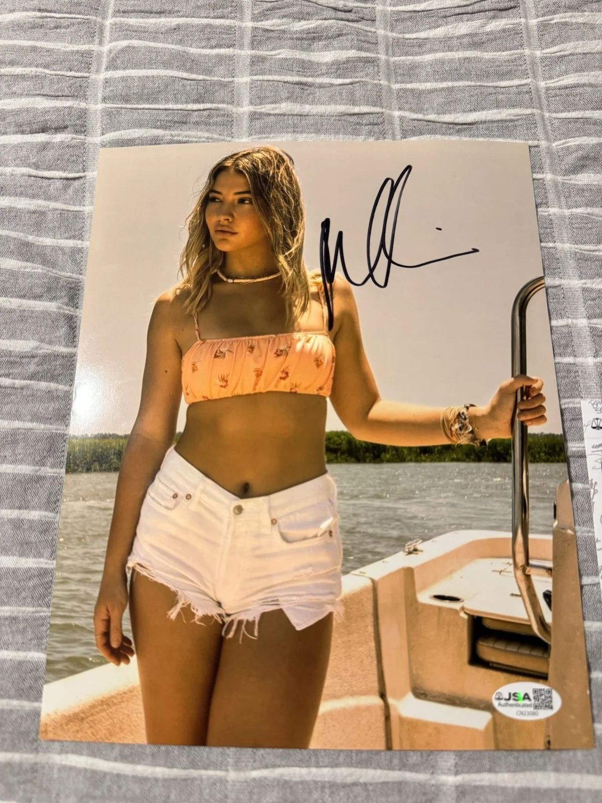 MADELYN CLINE SIGNED 8x10 PHOTO JSA COA AUTHENTIC AUTOGRAPH OUTER BANKS ACTRESS, image 2