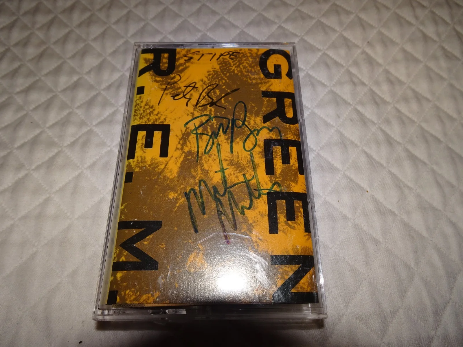 R.E.M — R.E.M. Green and Life's Rich Pageant Cassette Tapes fully signed, image 2