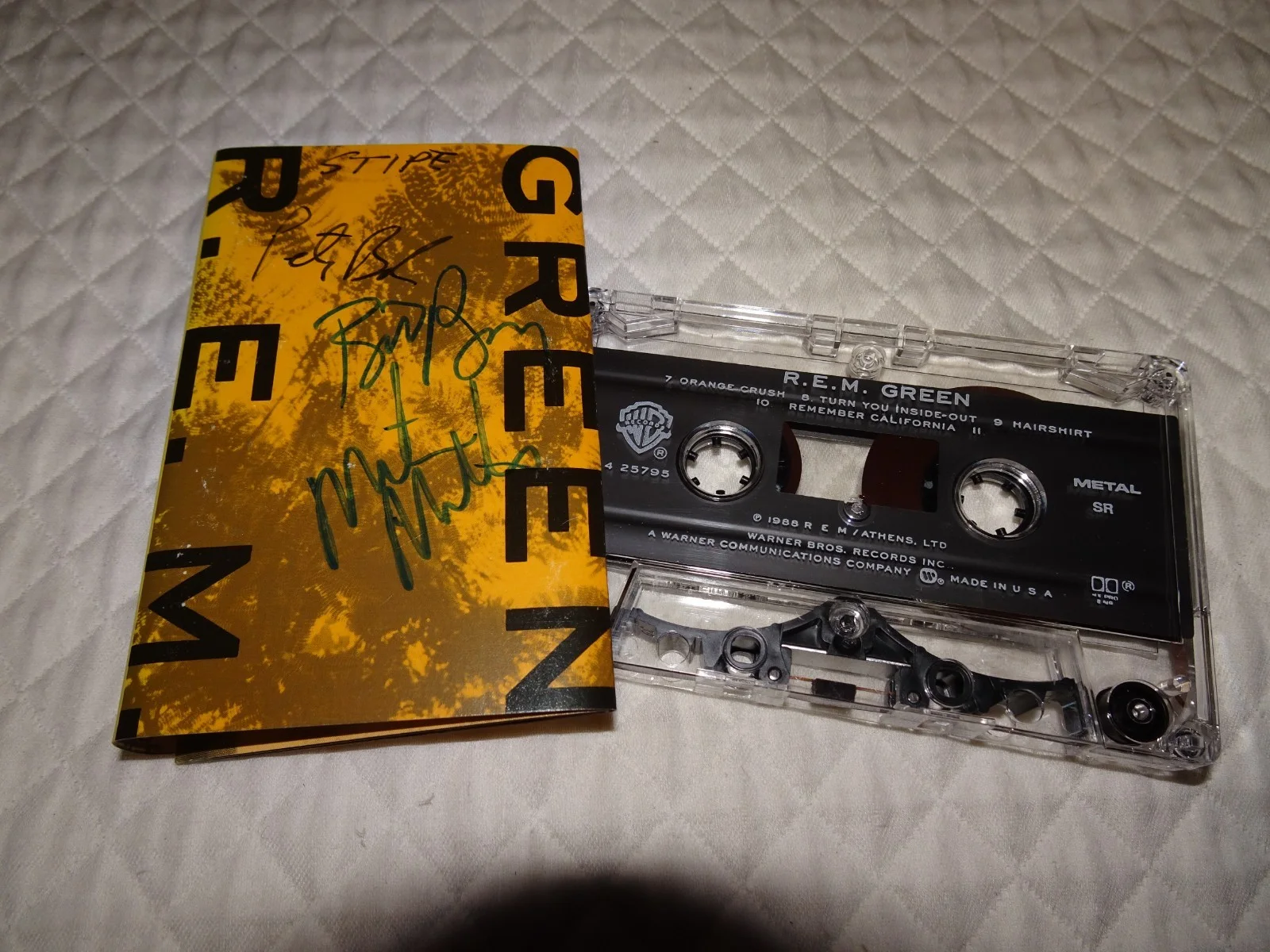 R.E.M — R.E.M. Green and Life's Rich Pageant Cassette Tapes fully signed, image 4