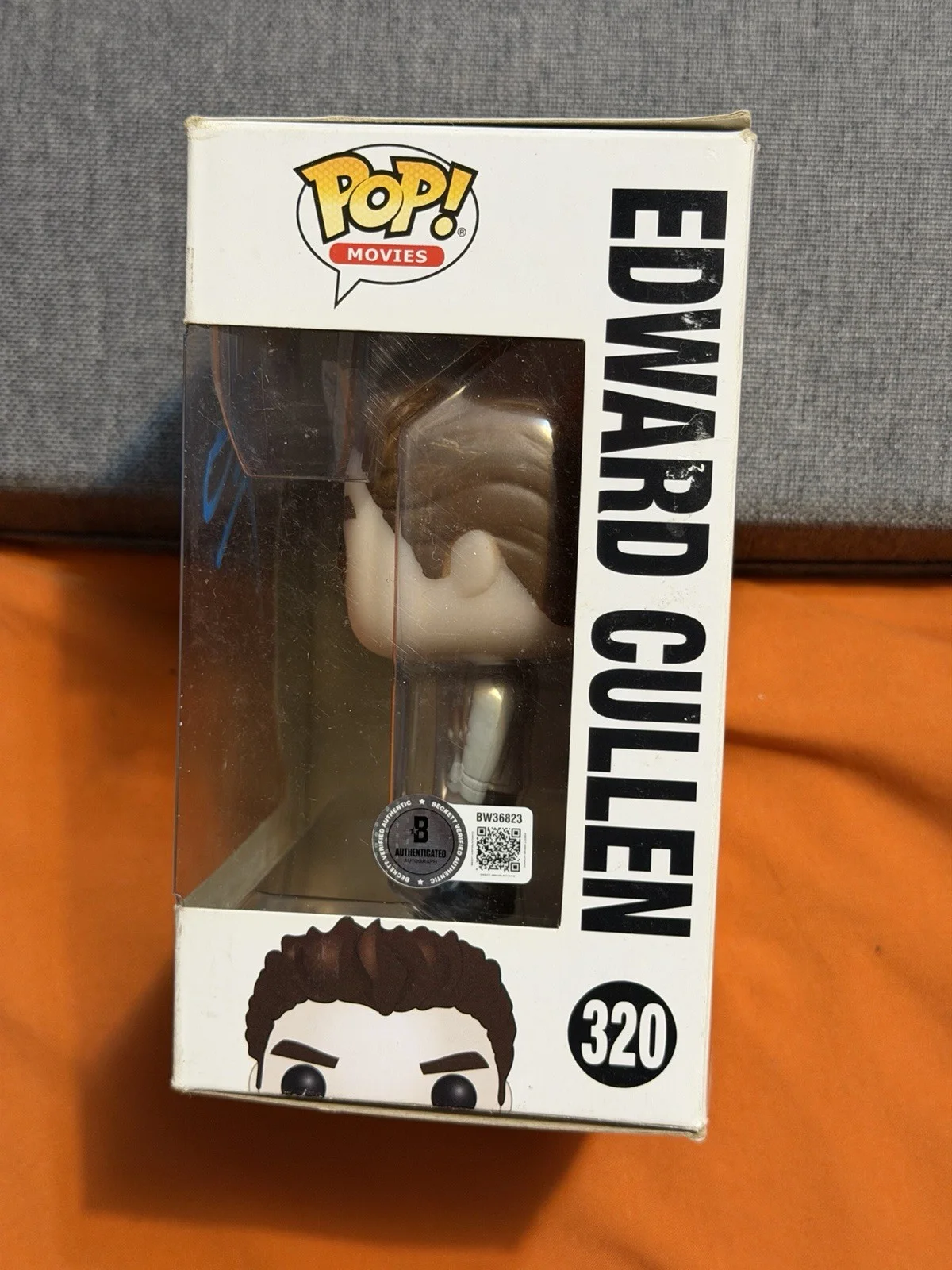 Robert Pattinson Signed Funko Pop EDWARD Cullen Twilight Beckett COA RARE!!!, изображение 2