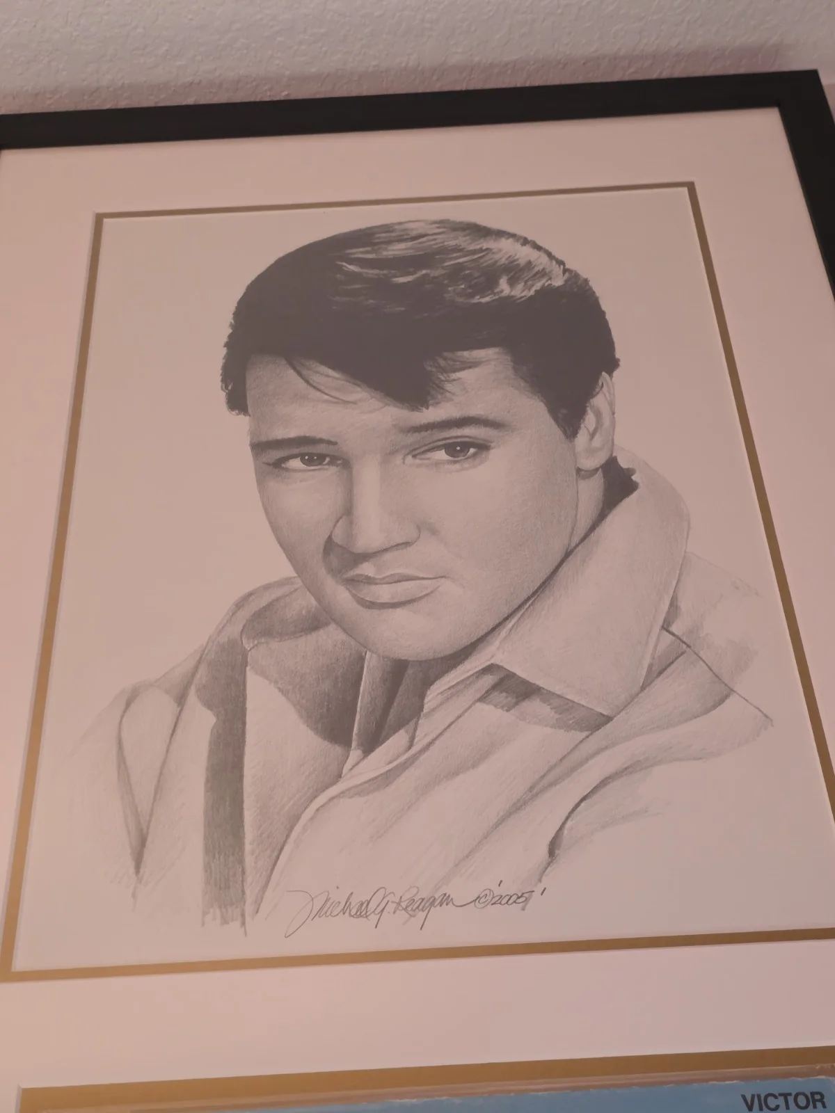 Rare The King Of Rock Signed By Artist Elvis Presley Art And Golden Record, изображение 4