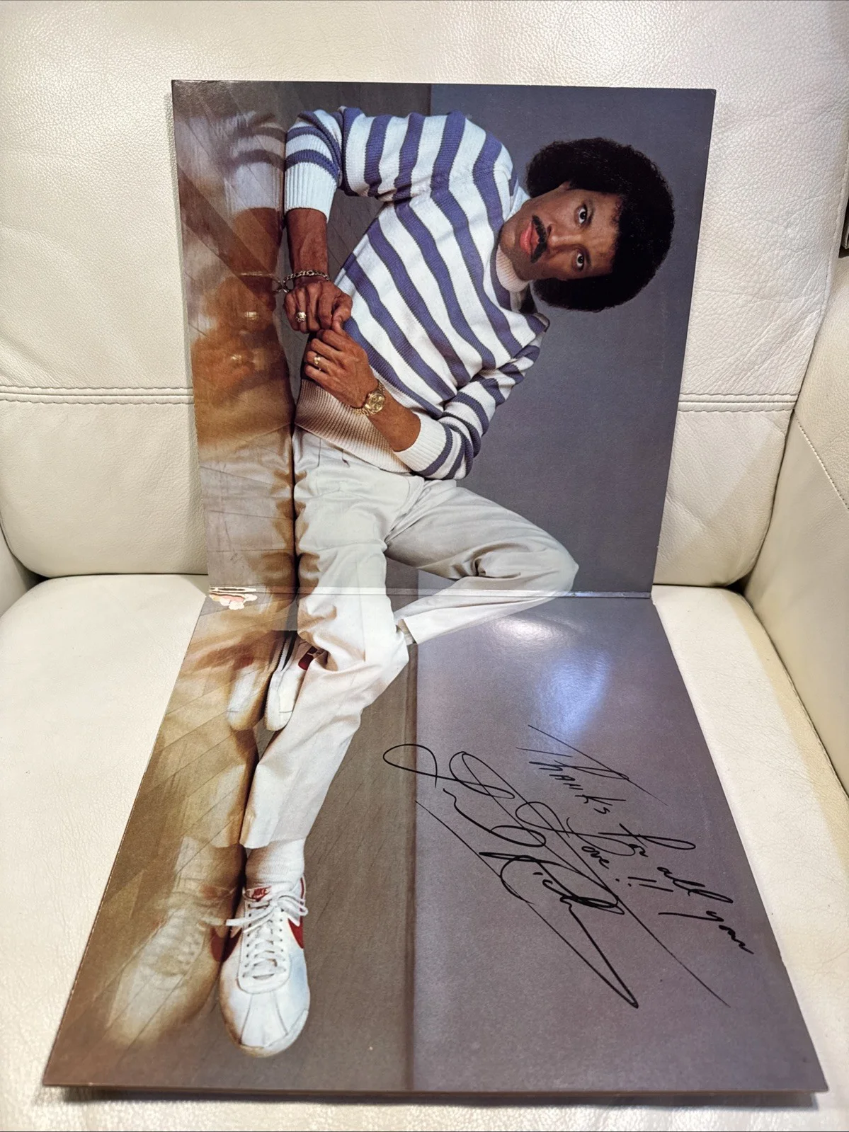 Lionel Richie Autographed Original Vinyl Record Album Signed Inner Sleeve, изображение 3