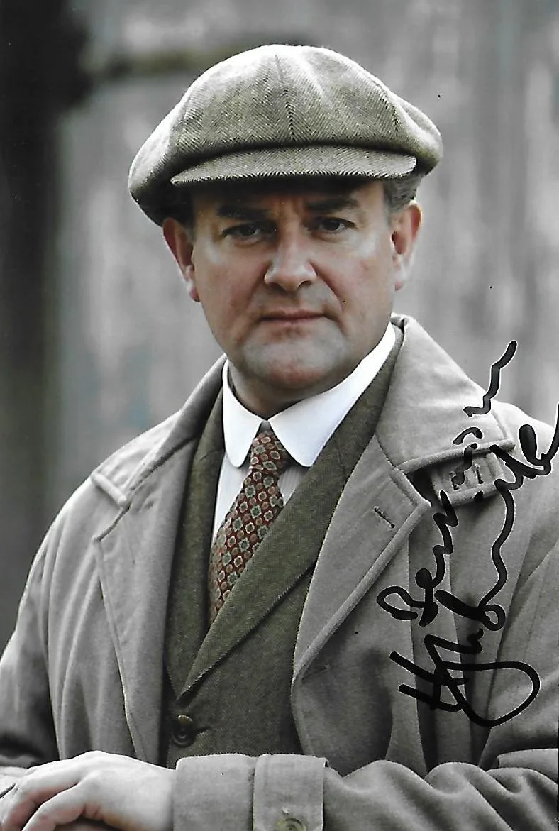 Hugh Bonneville — Hugh Bonneville auto-signed 4x6 photo Downton Abbey Notting Hill Actor COA LOOK!