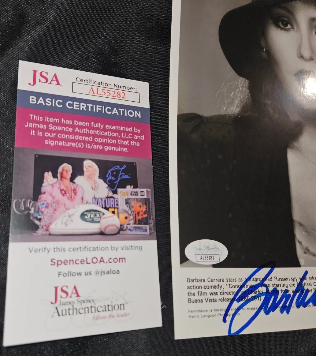 Barbara Carrera — BARBARA CARRERA SIGNED WALT DISNEY CONDORMAN 1981 8x10 PHOTO ACTRESS MODEL JSA, изображение 2