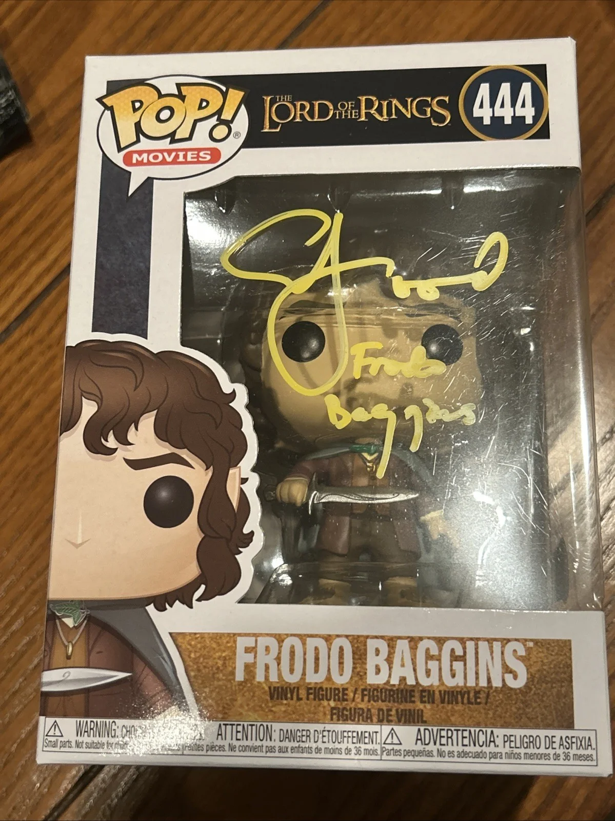 Elijah Wood — Elijah Wood LOTR "Frodo" Signed #444 Funko Pop Figure w/ Yellow Sig BAS Witness