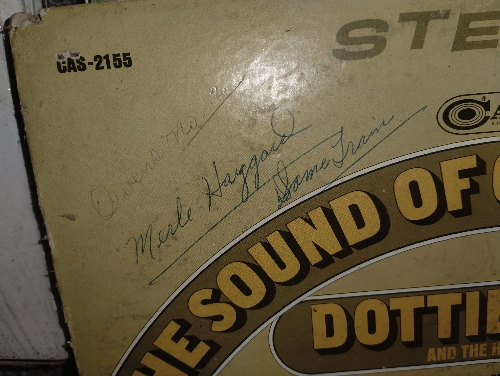 VTG sound of country music vinyl cover with Merle haggard signature Owens no.2, изображение 2