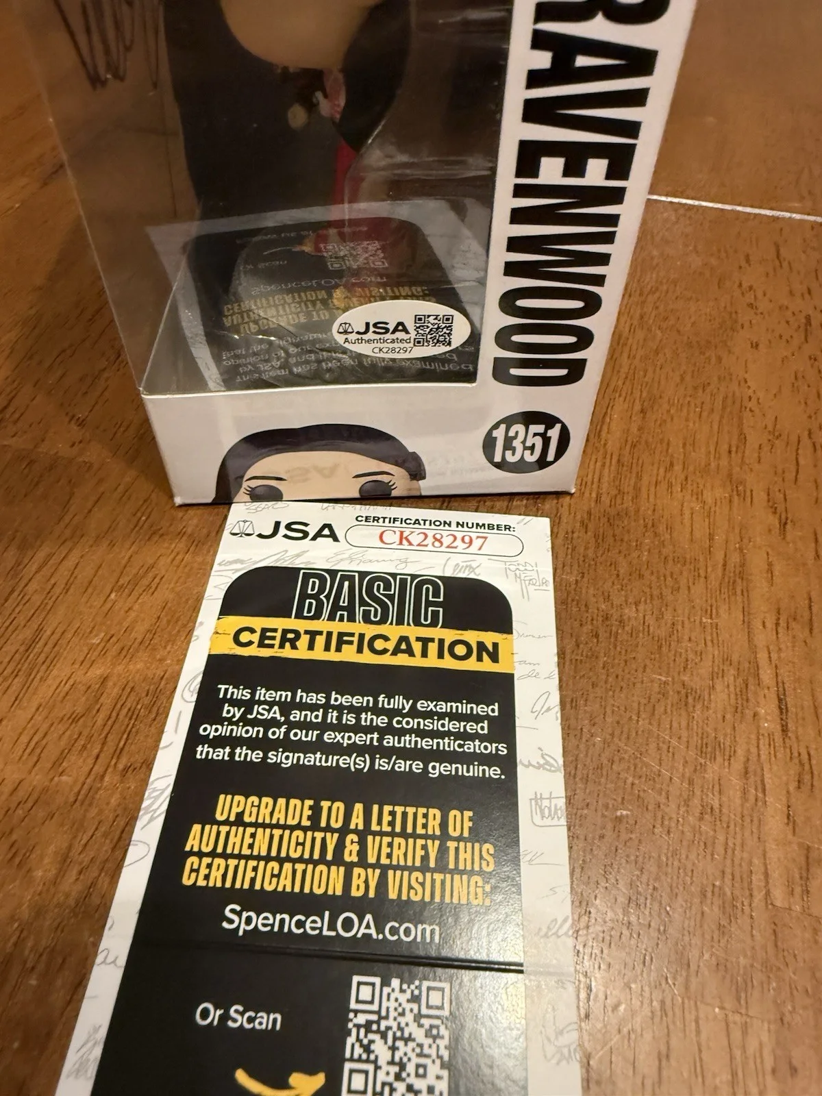 Karen Allen — KAREN ALLEN Autographed Signed Funko Pop Marion Indiana Jones 1351 JSA CK28297, изображение 3