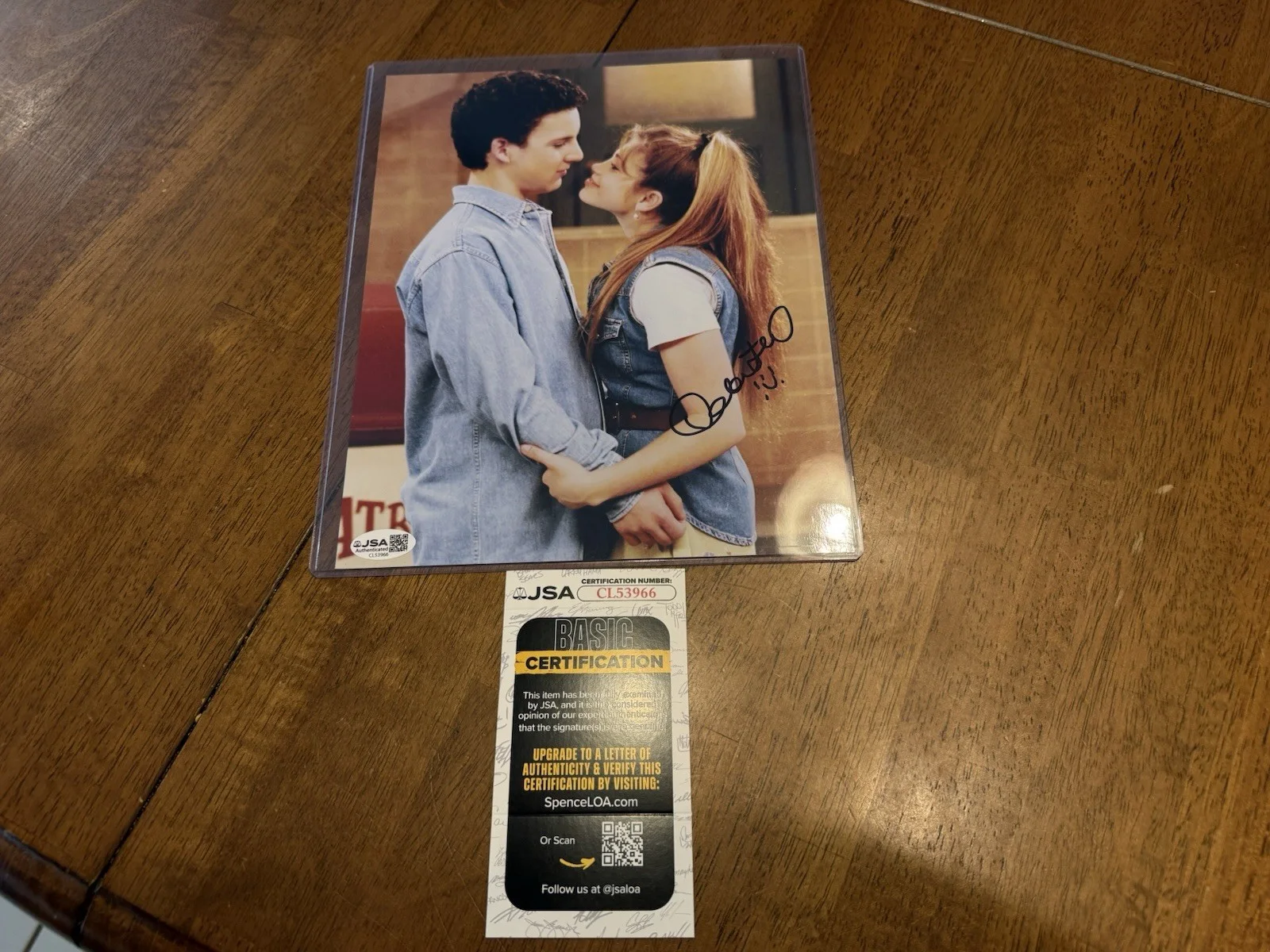 Danielle Fishel — Danielle Fishel Boy Meets World 8x10 Photo Signed JSA Certified Autographed