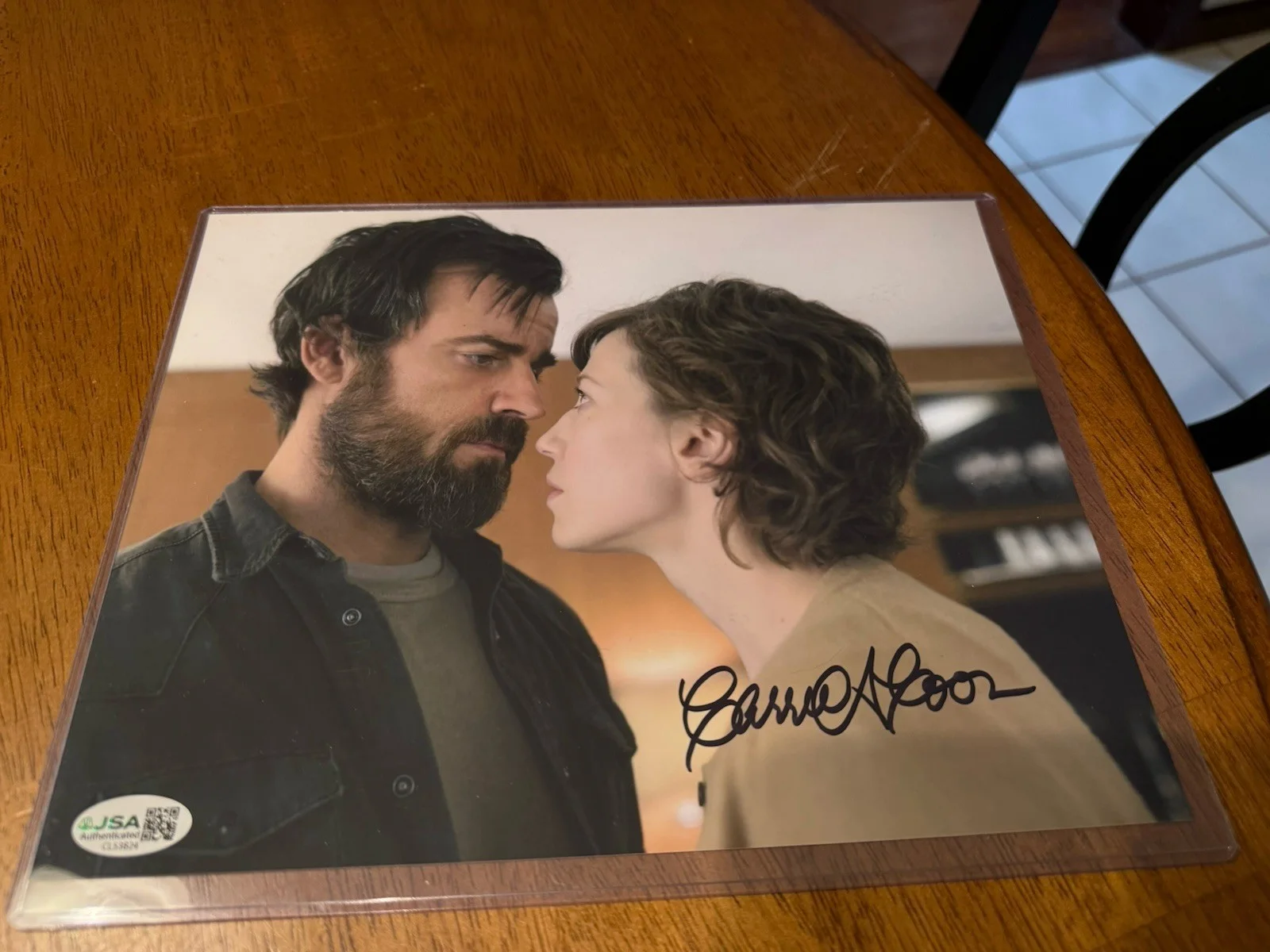 Carrie Coon Signed 8x10 Photo The Leftovers Autographed JSA COA, image 3