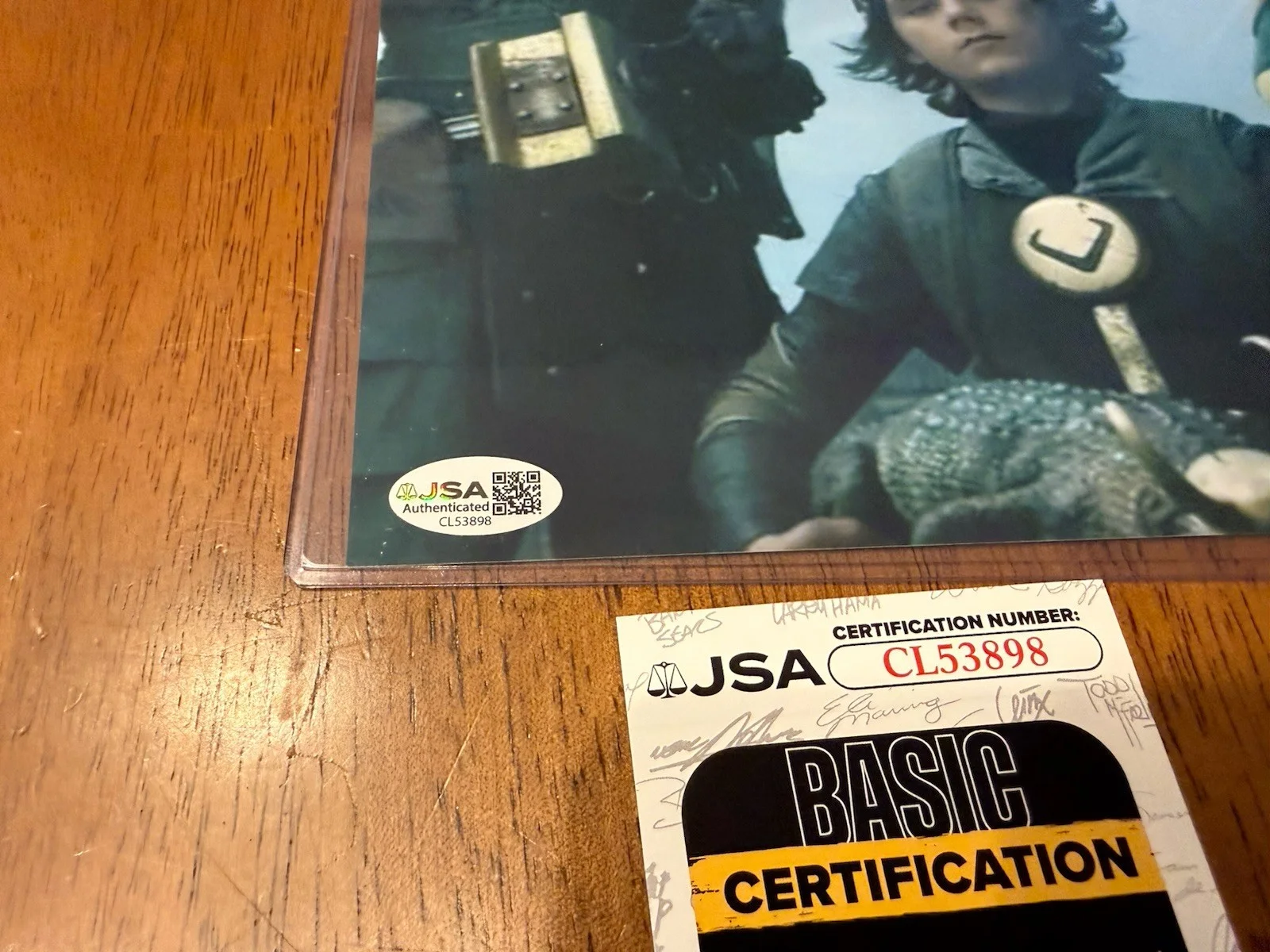 Richard E. Grant — Richard E. Grant Signed 8x10 Loki Photo Classic Loki JSA Authenticated, image 2