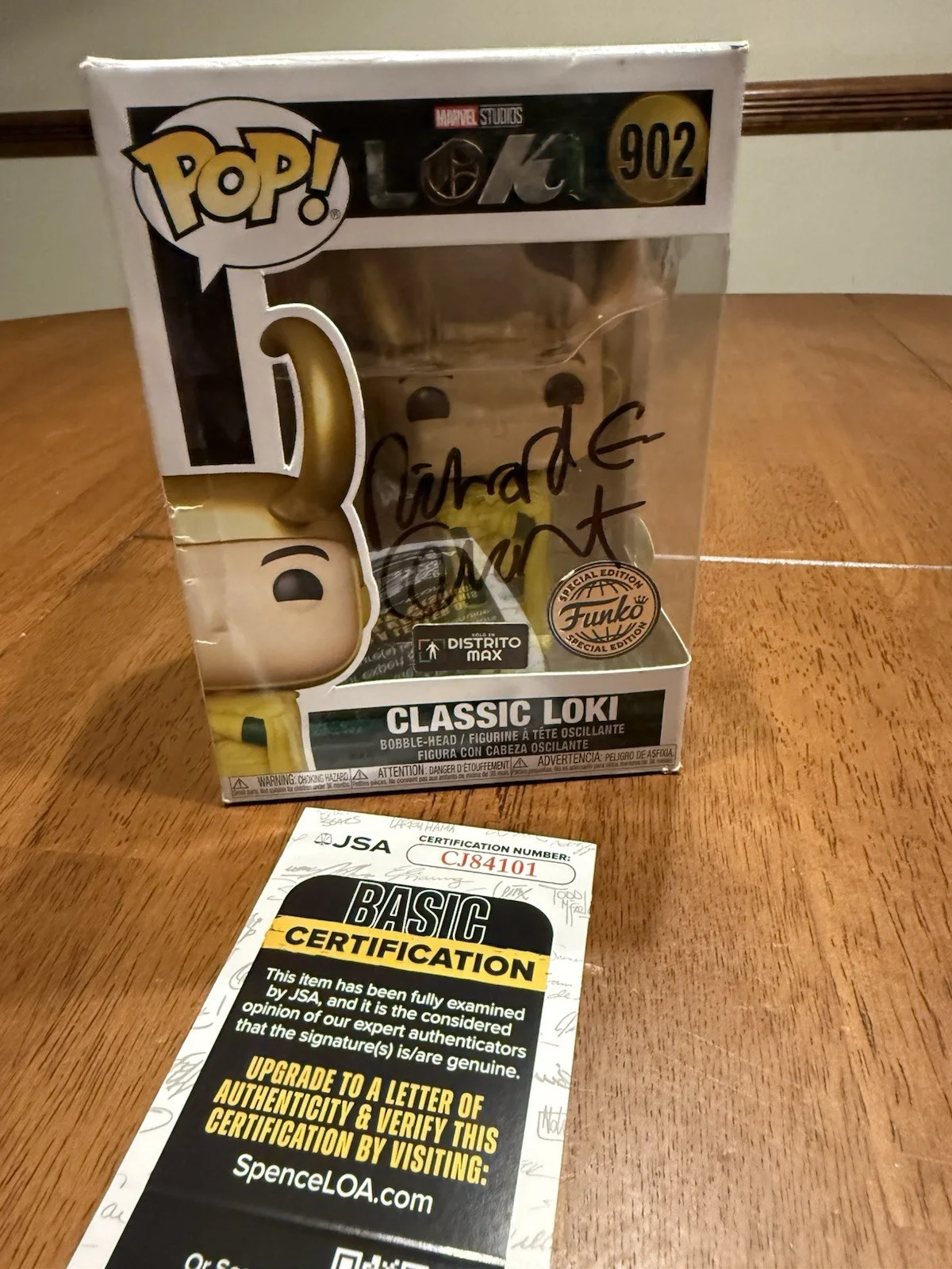 Richard E. Grant — Richard E. Grant Signed Loki Funko Pop 902 Classic Loki JSA Autograph CJ84101, image 2