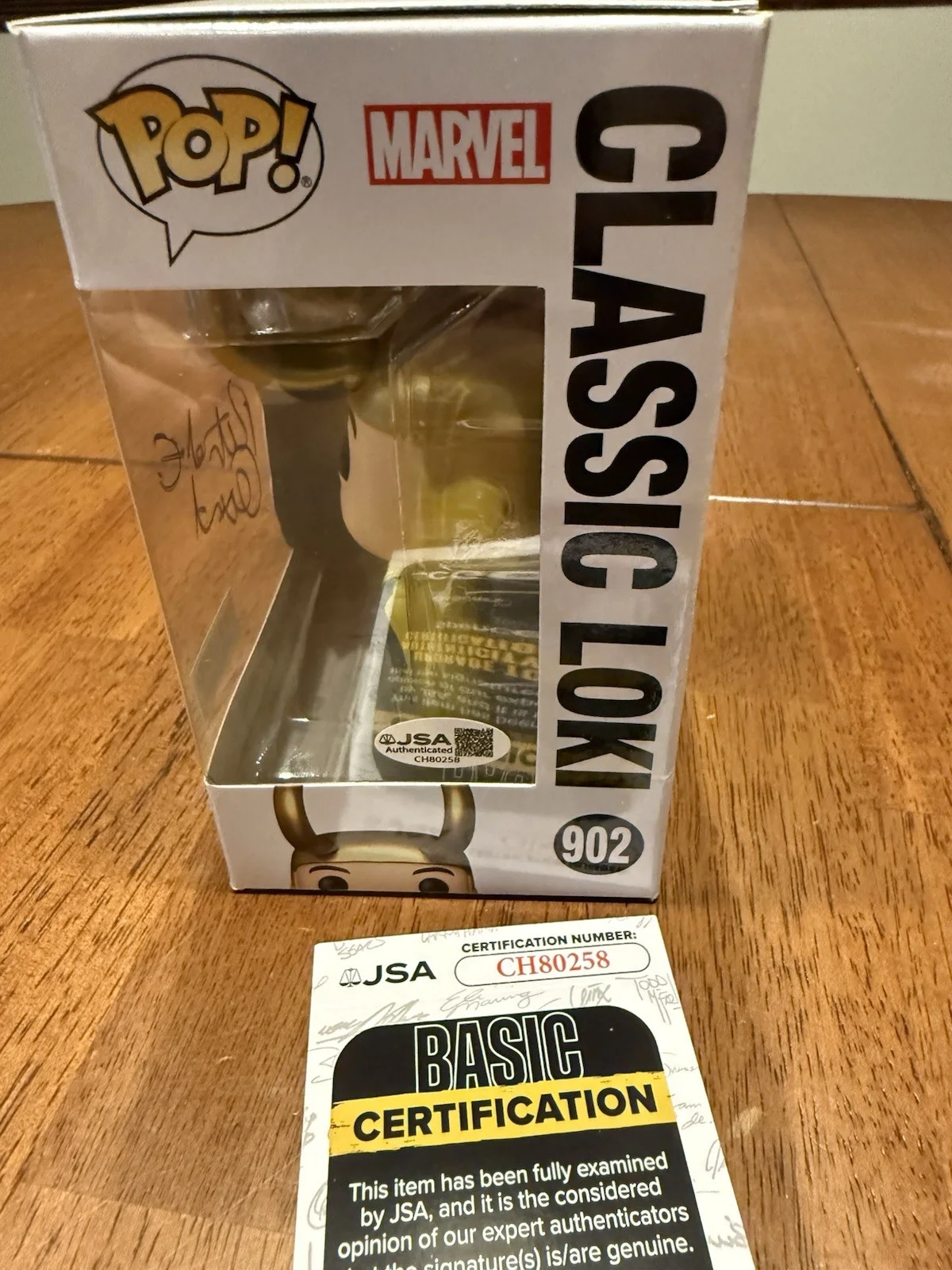 Richard E. Grant — Richard E. Grant Signed Loki Funko Pop 902 Classic Loki JSA Autograph, image 3