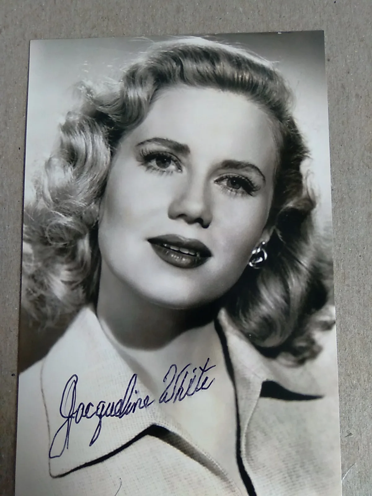 Jacqueline White American Actress Autographed 6x4 Photo Signed, image 2