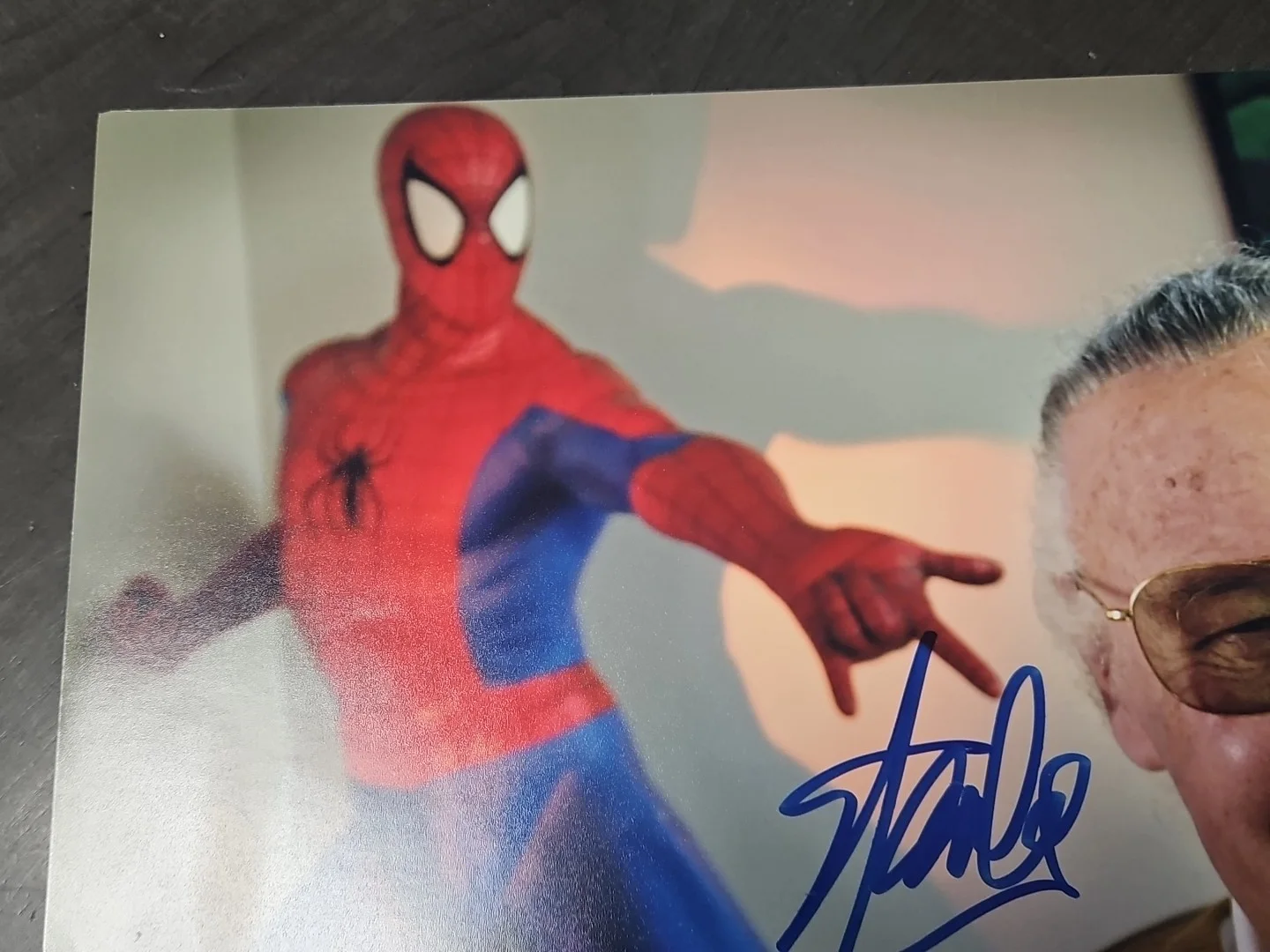 Stan Lee — Stan Lee Signed 11x14 Photo w/ Spiderman Marvel Comics - JSA COA Certified, image 5