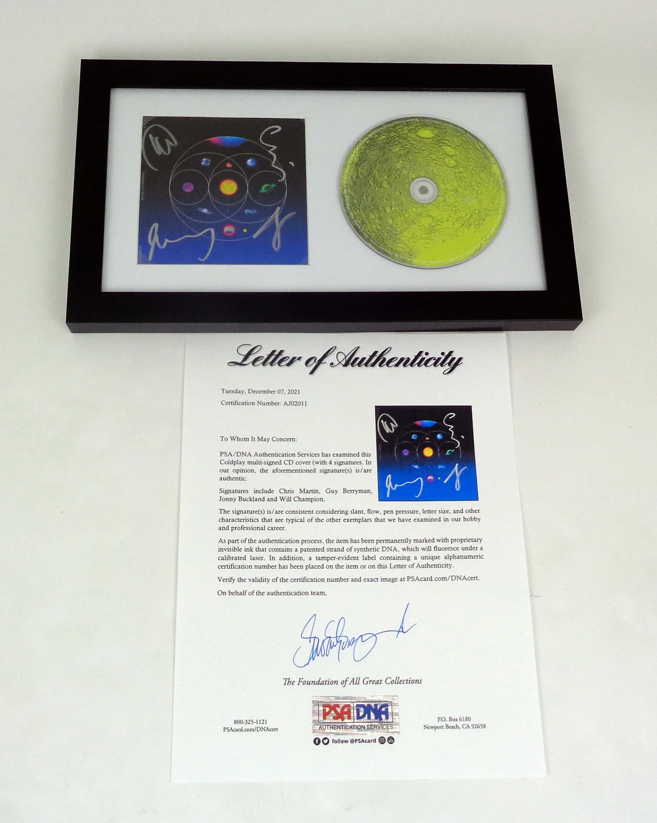 Coldplay Entire Band Signed Autograph Music Of The Spheres CD Framed PSA/DNA COA, изображение 2