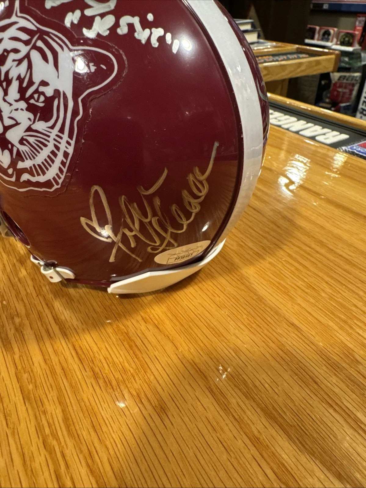 Thiessen Gosselaar Lopez Voorhies Berkley — Saved By The Bell Bayside Tigers Signed Helmet Thiessen Gosselaar Lopez Berkley, изображение 2