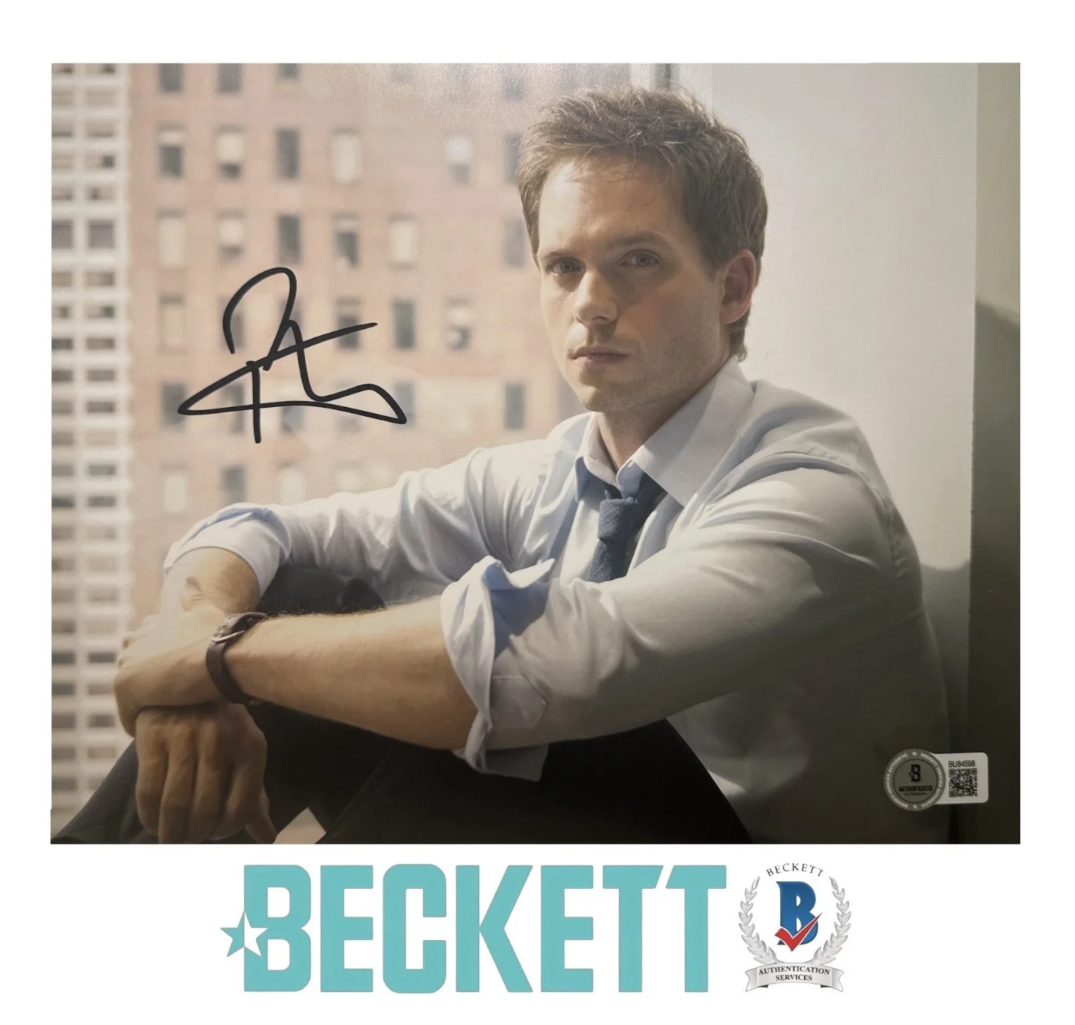 Patrick J. Adams — Patrick J. Adams Autograph Signed 8x10 Suits Michael Ross Photo Beckett COA