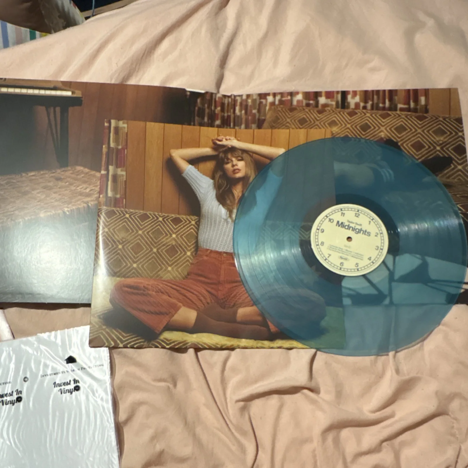 Midnights Signed Blue Edition Vinyl Record Original Rock/Pop Republic Records, image 4