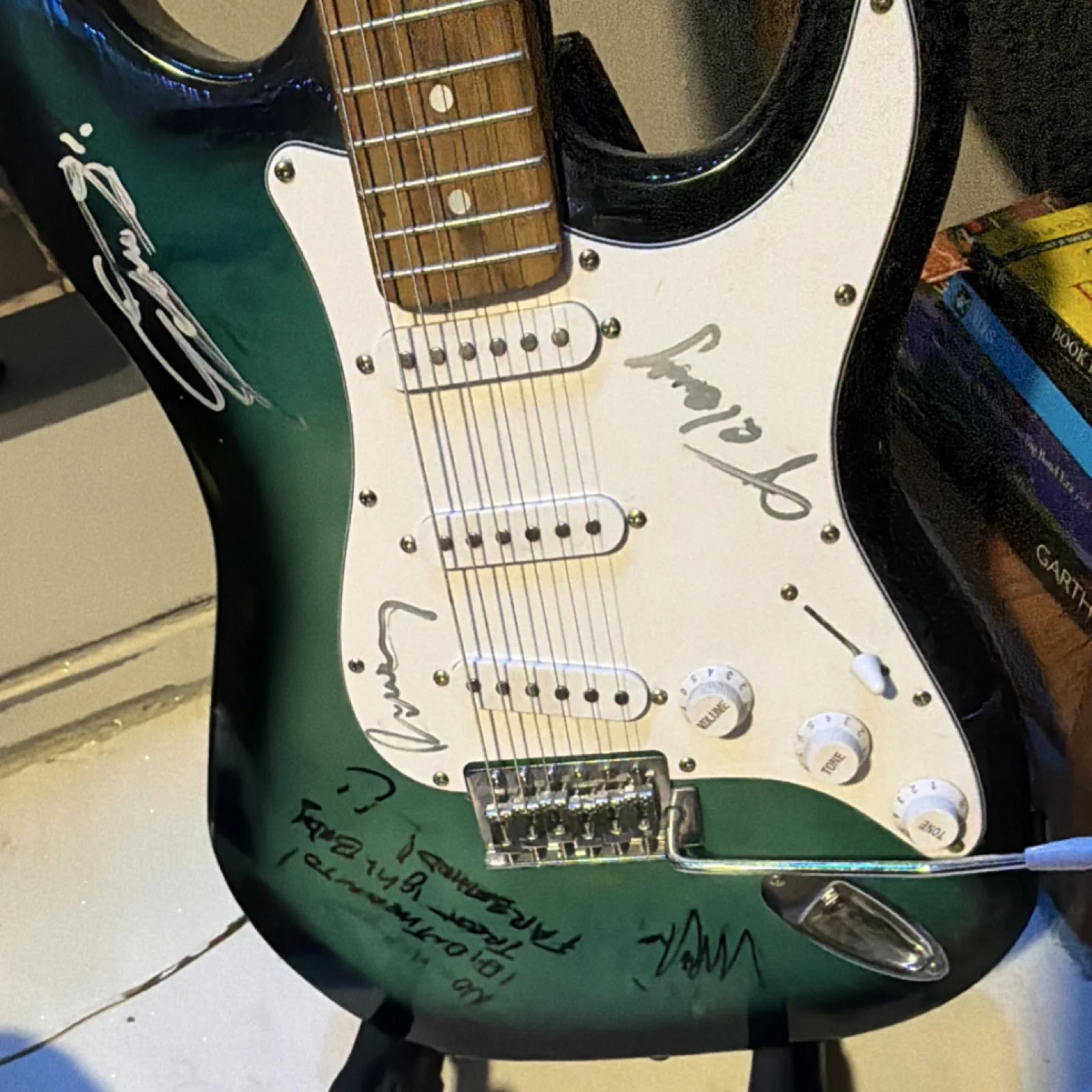 Candlebox and fuel BC Electric Guitar Green/Black Signed by Multiple Musicians!, image 2