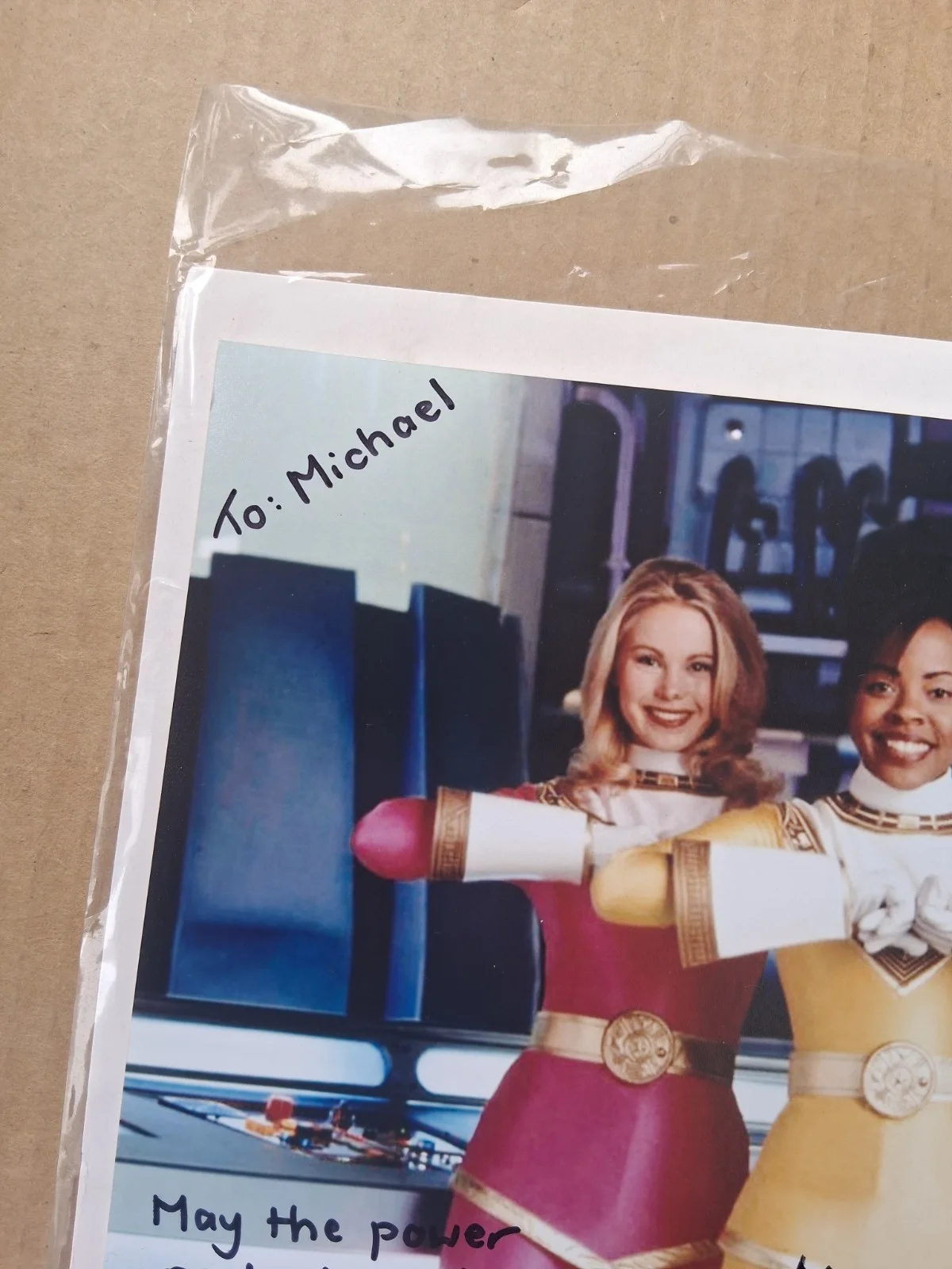 Mighty Morphin Power Rangers Signed 8x10 Photo Pink Ranger Yellow Ranger, image 4