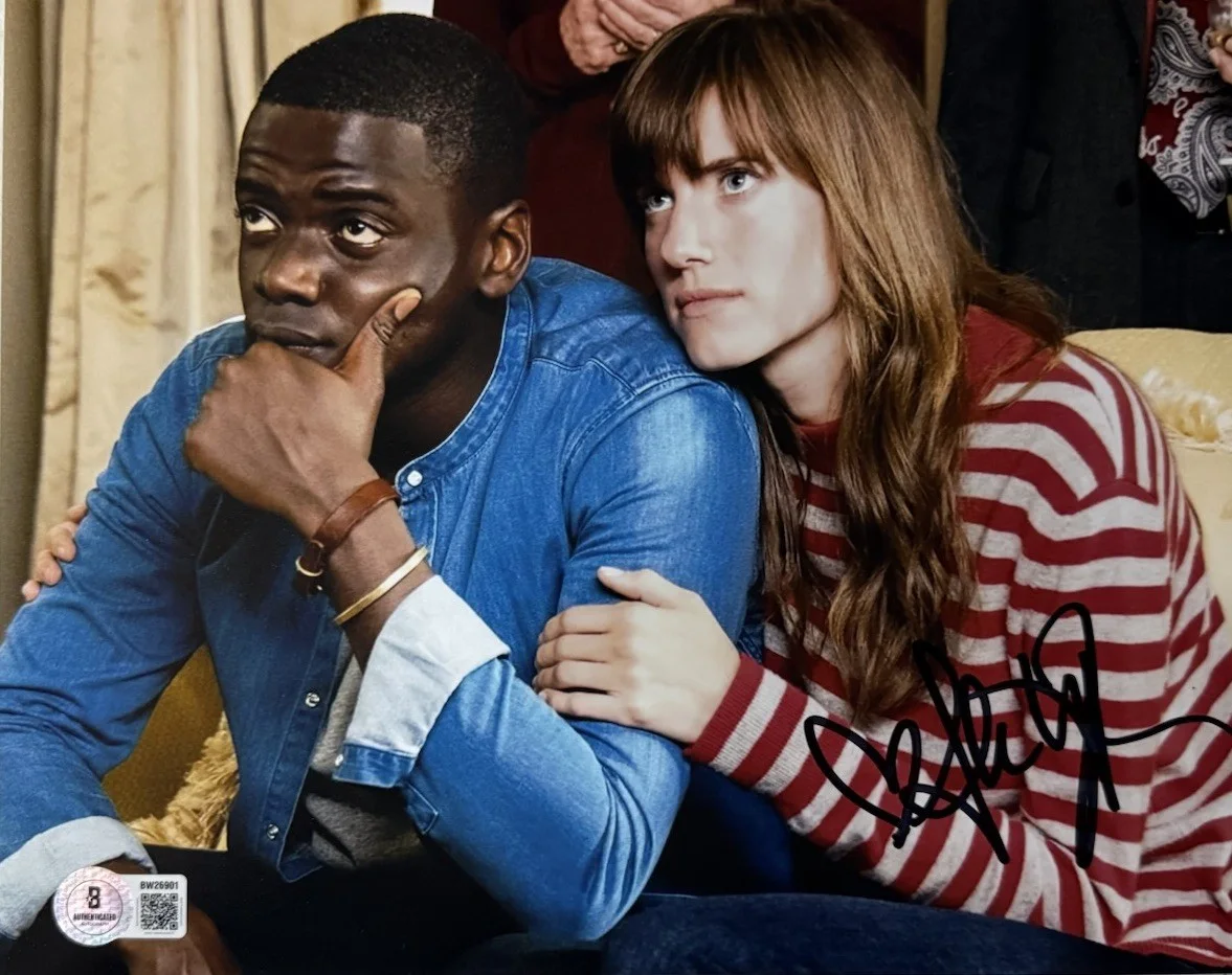 Allison Williams — ALLISON WILLIAMS SIGNED 8x10 PHOTO GET OUT MOVIE AUTOGRAPH AUTHENTIC BECKETT COA
