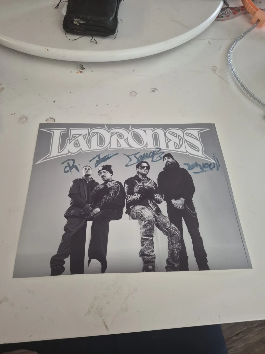 Ladrones Rock Metal Band Musicians Signed 8x10 Photo, image 2