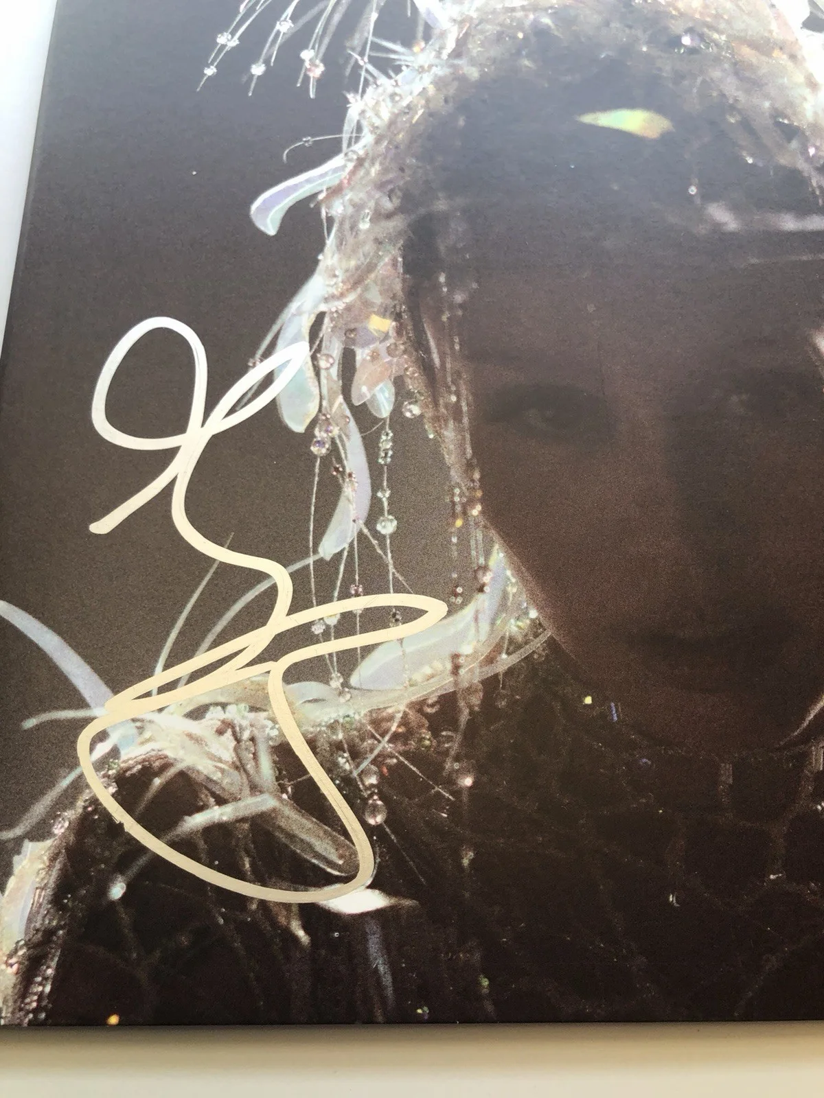 Miley Cyrus Signed Autographed Something Beautiful LP Vinyl Beckett COA, image 3