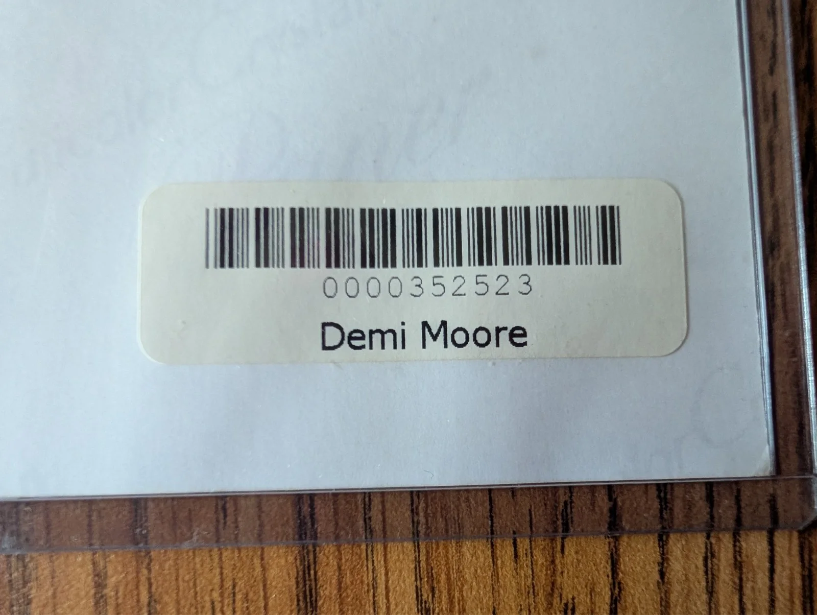 Demi Moore — DEMI MOORE 11X14 Autographed Photo w/Letter of Authenticity, image 3