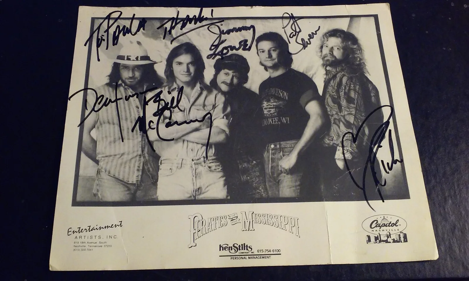 Pirates of the Mississippi Country Band All Members Signed 10X8 B&W Promo Photo, изображение 2