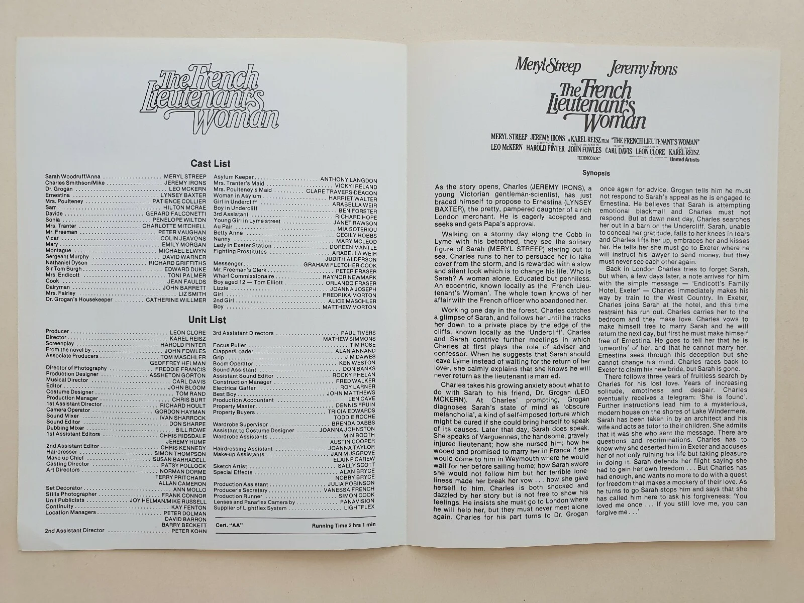 FRENCH LIEUTENANT'S WOMAN - 2 ORIGINAL 1982 UK PRESS SYNOPSIS BOOKLETS - STREEP, image 2