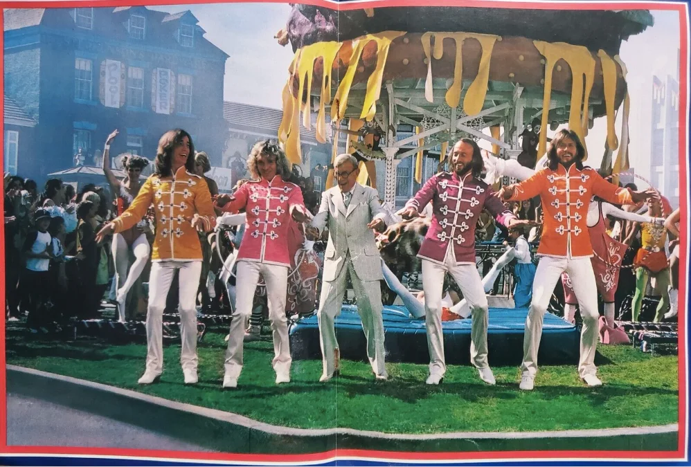 SGT PEPPER'S LONELY HEARTS - ORIGINAL VINTAGE 1978 SOUVENIR BROCHURE - BEE GEES, изображение 2